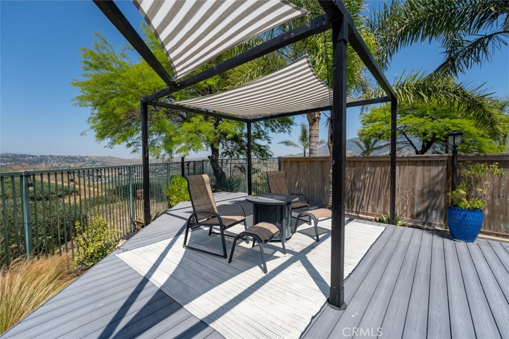 8667 E Windsong Drive