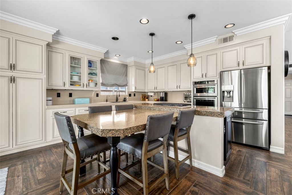 8667 E Windsong Drive