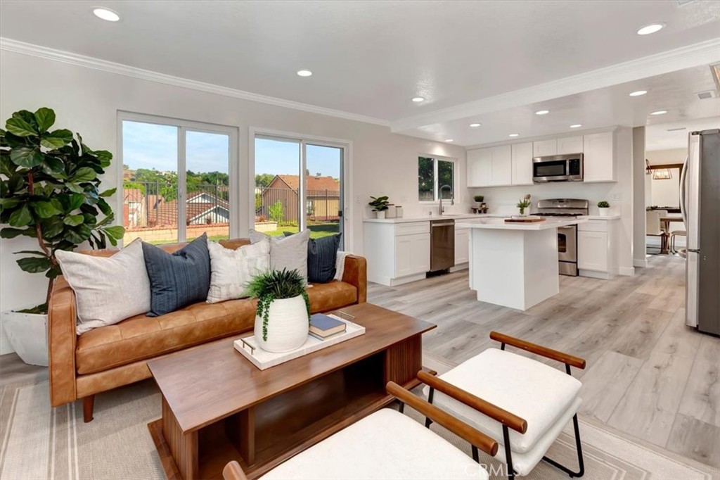 258 S Raspberry Lane