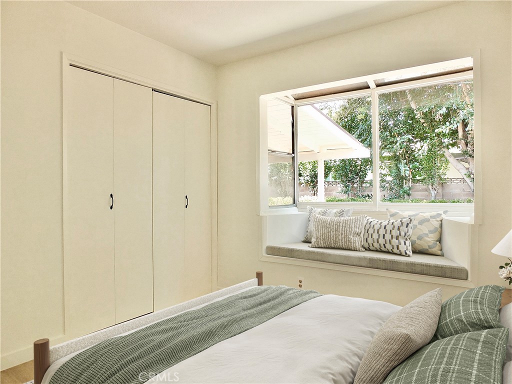 3137 Van Buren Avenue