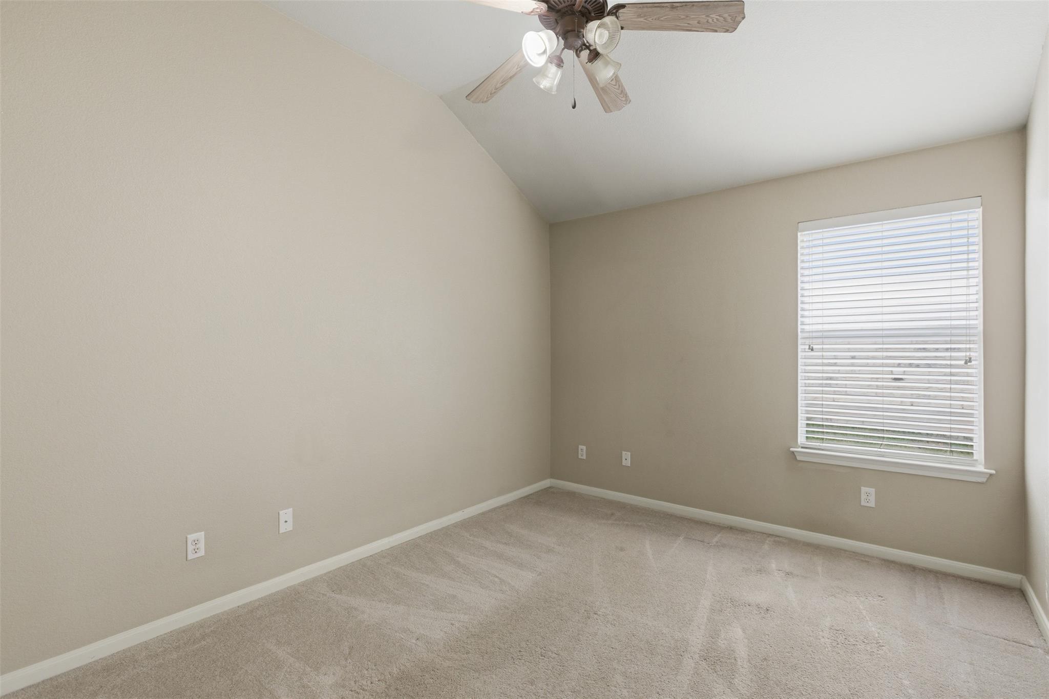 924 Abbeyglen Castle DR