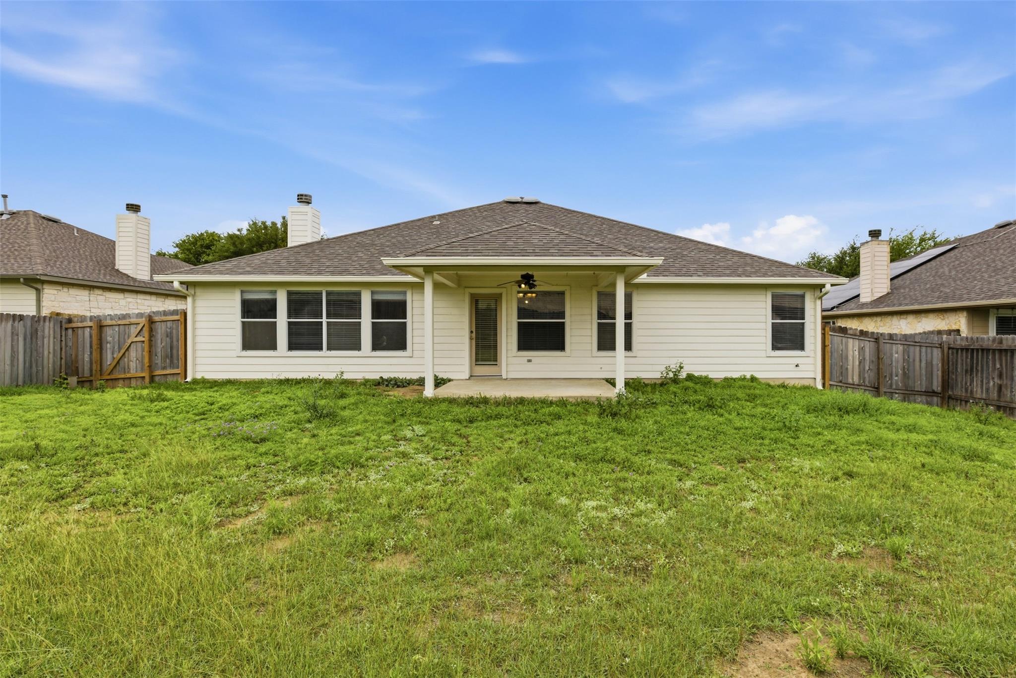 924 Abbeyglen Castle DR