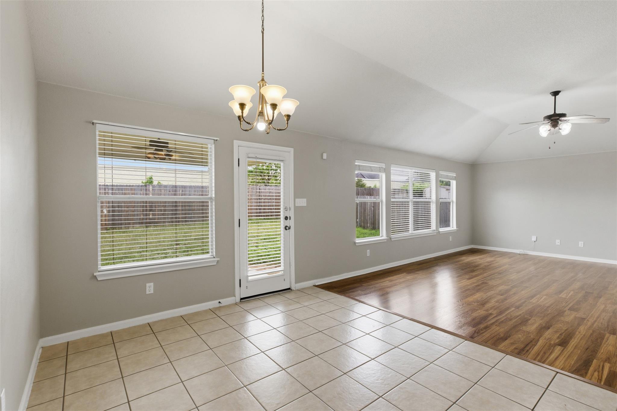 924 Abbeyglen Castle DR