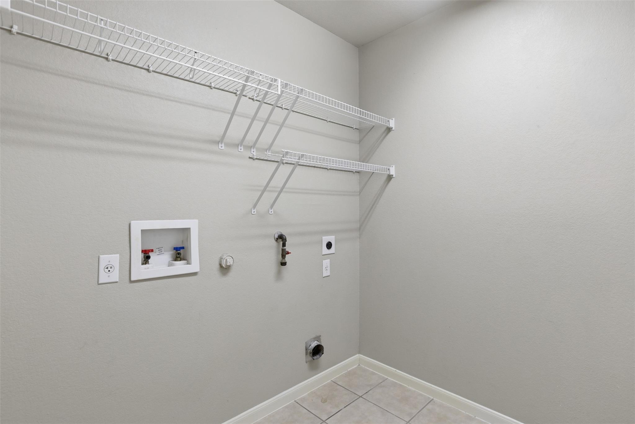 924 Abbeyglen Castle DR
