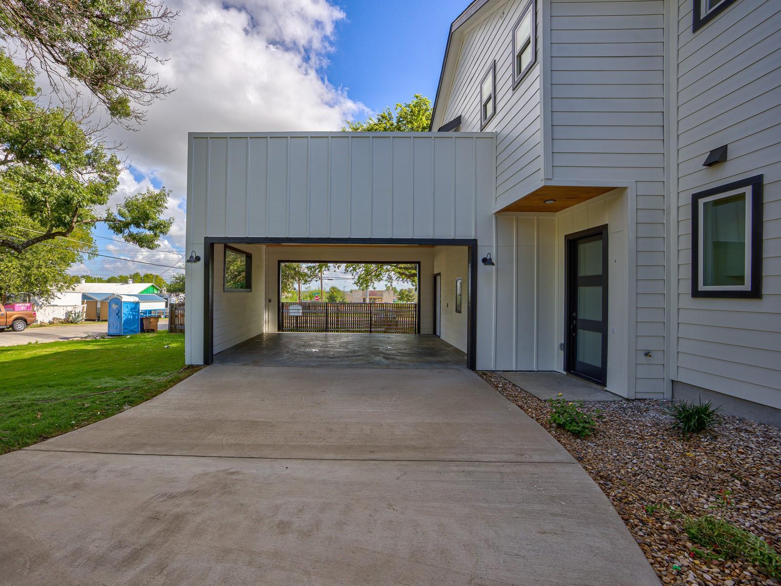 2005 Uphill LN # A