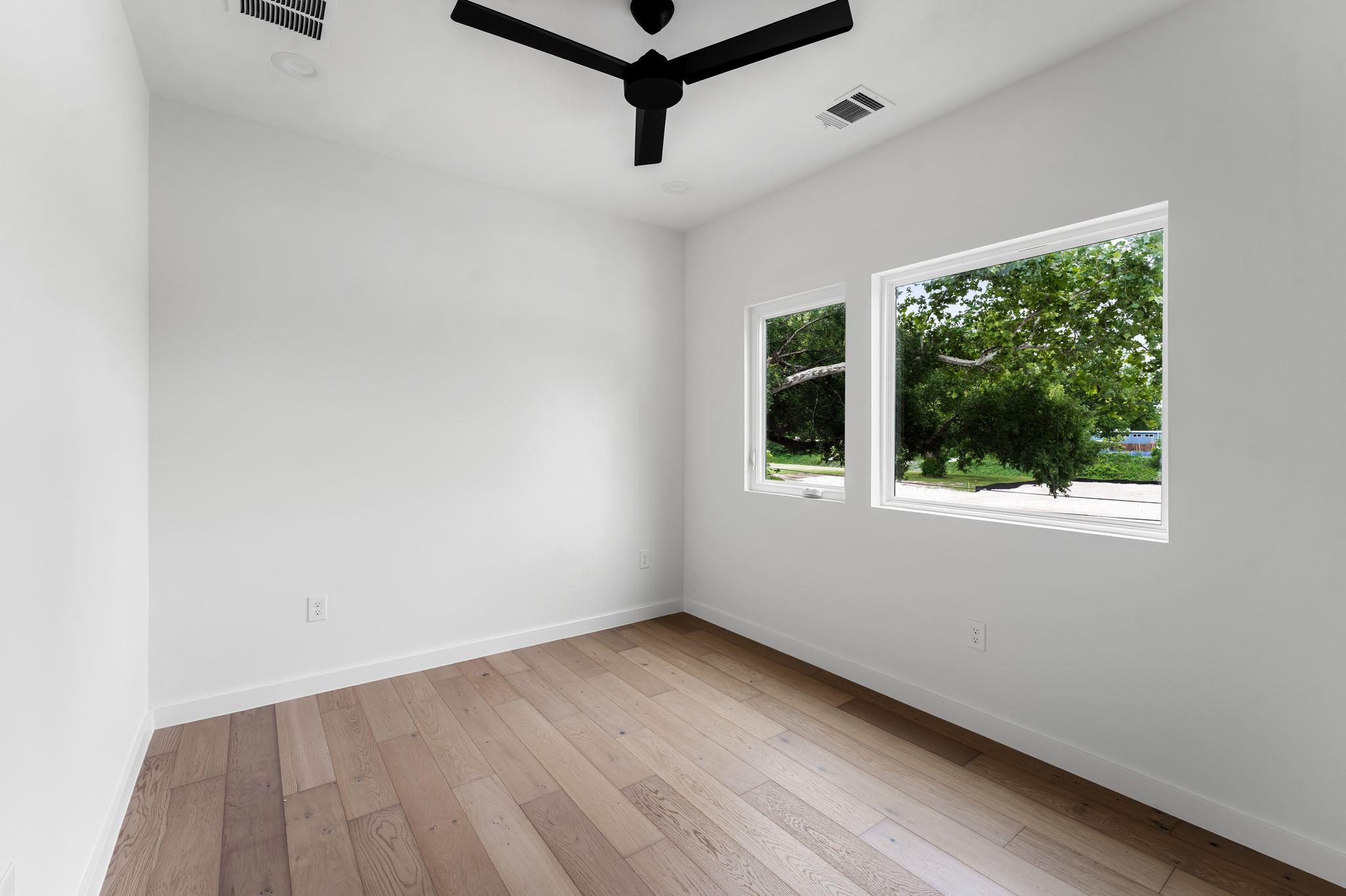 3204 Lyons RD # 1