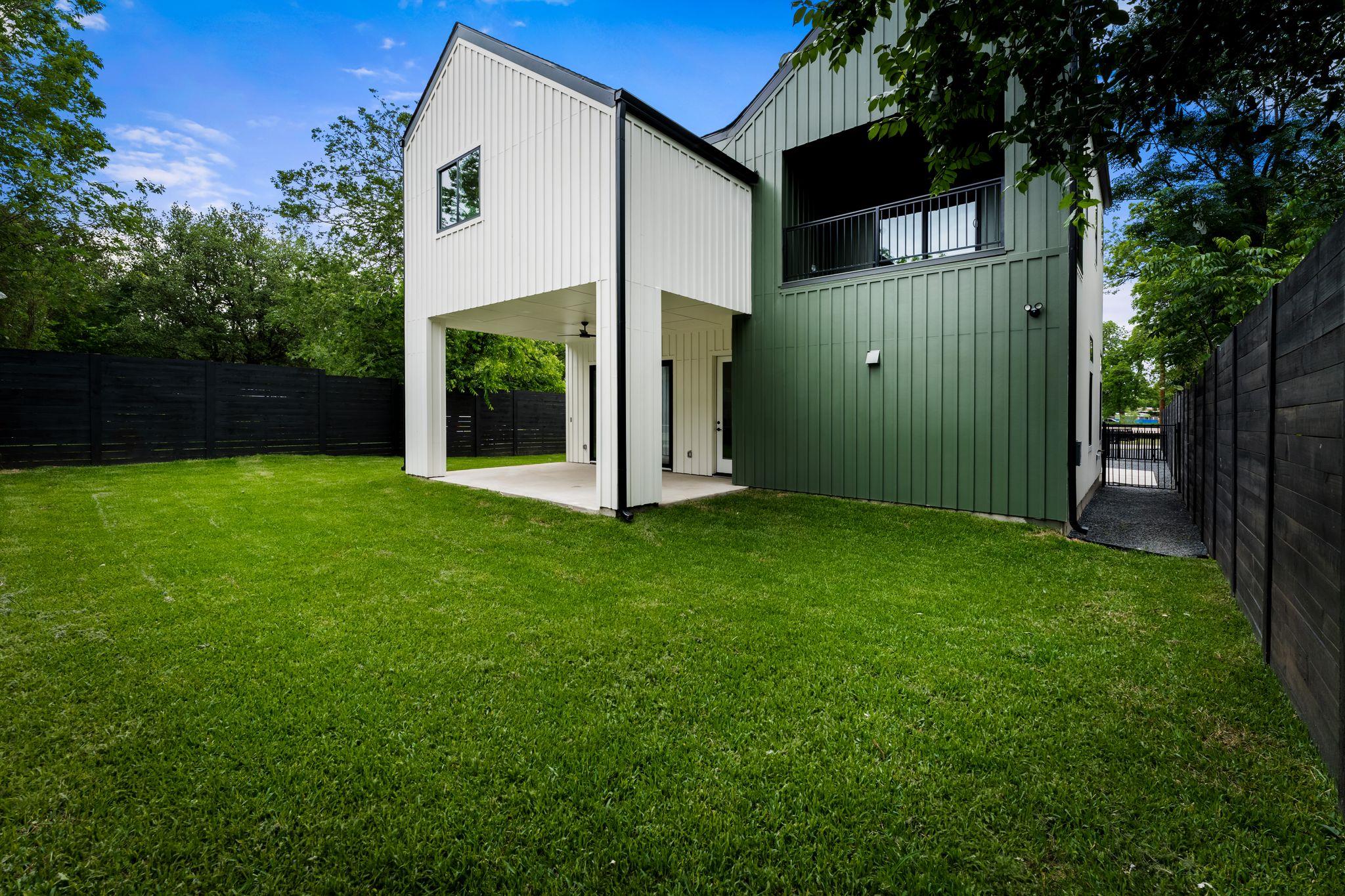 3204 Lyons RD # 2