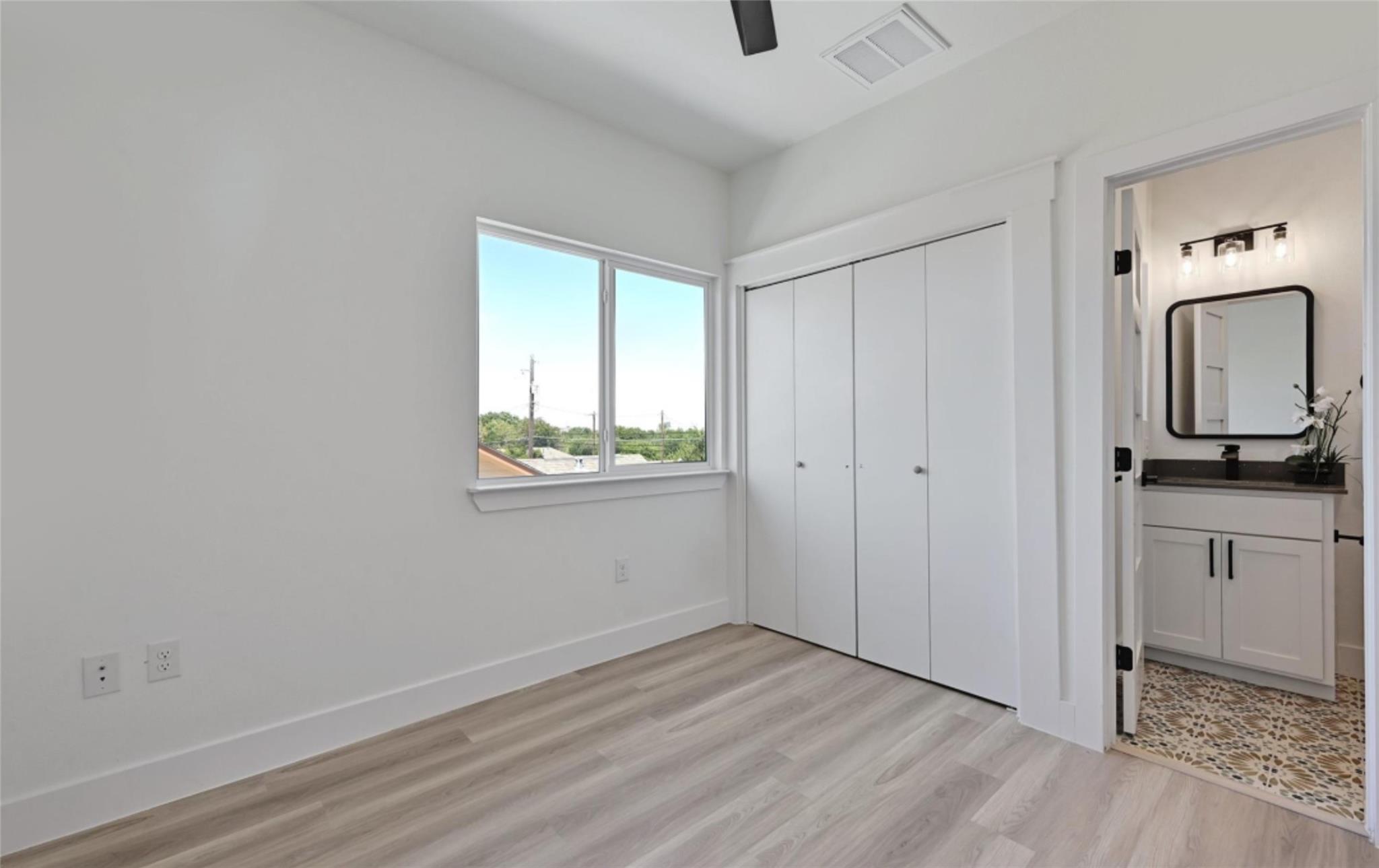 7306 Carver Ave # 1