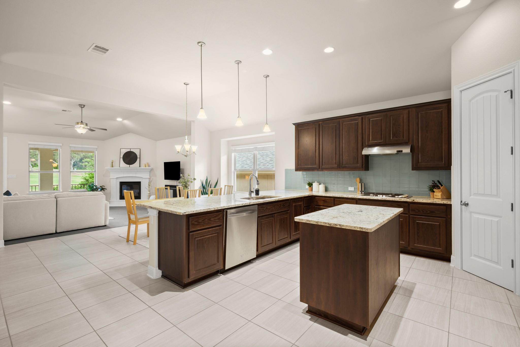 3708 Vinalopo DR