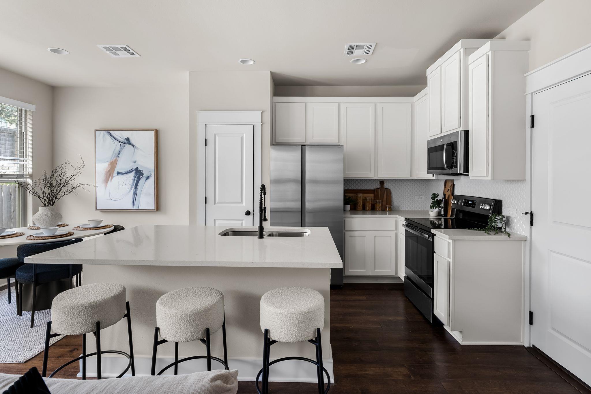 13501 Metric BLVD # 8