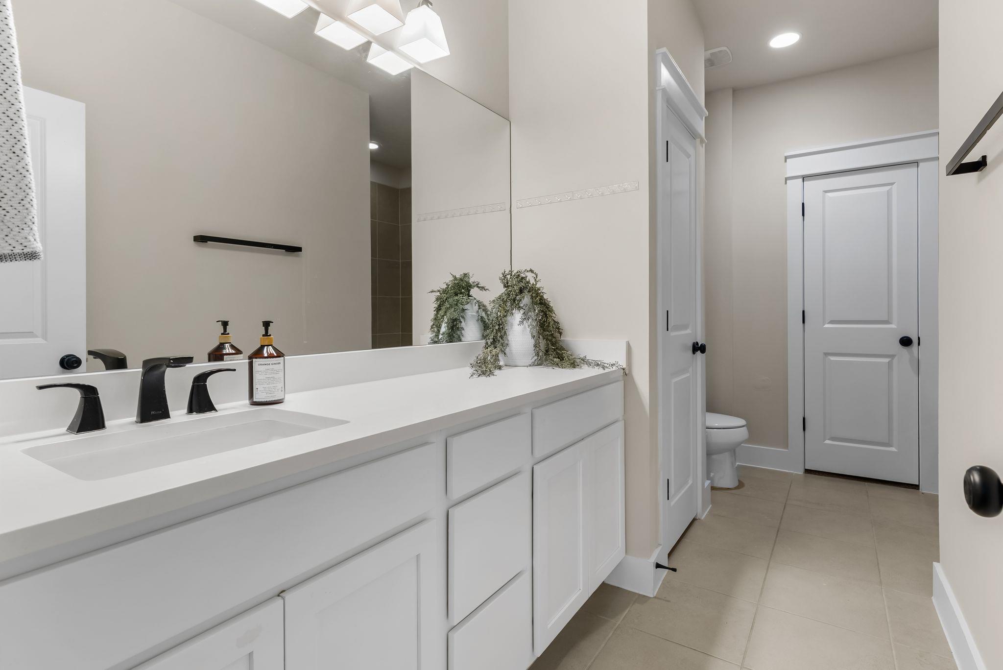 13501 Metric BLVD # 8