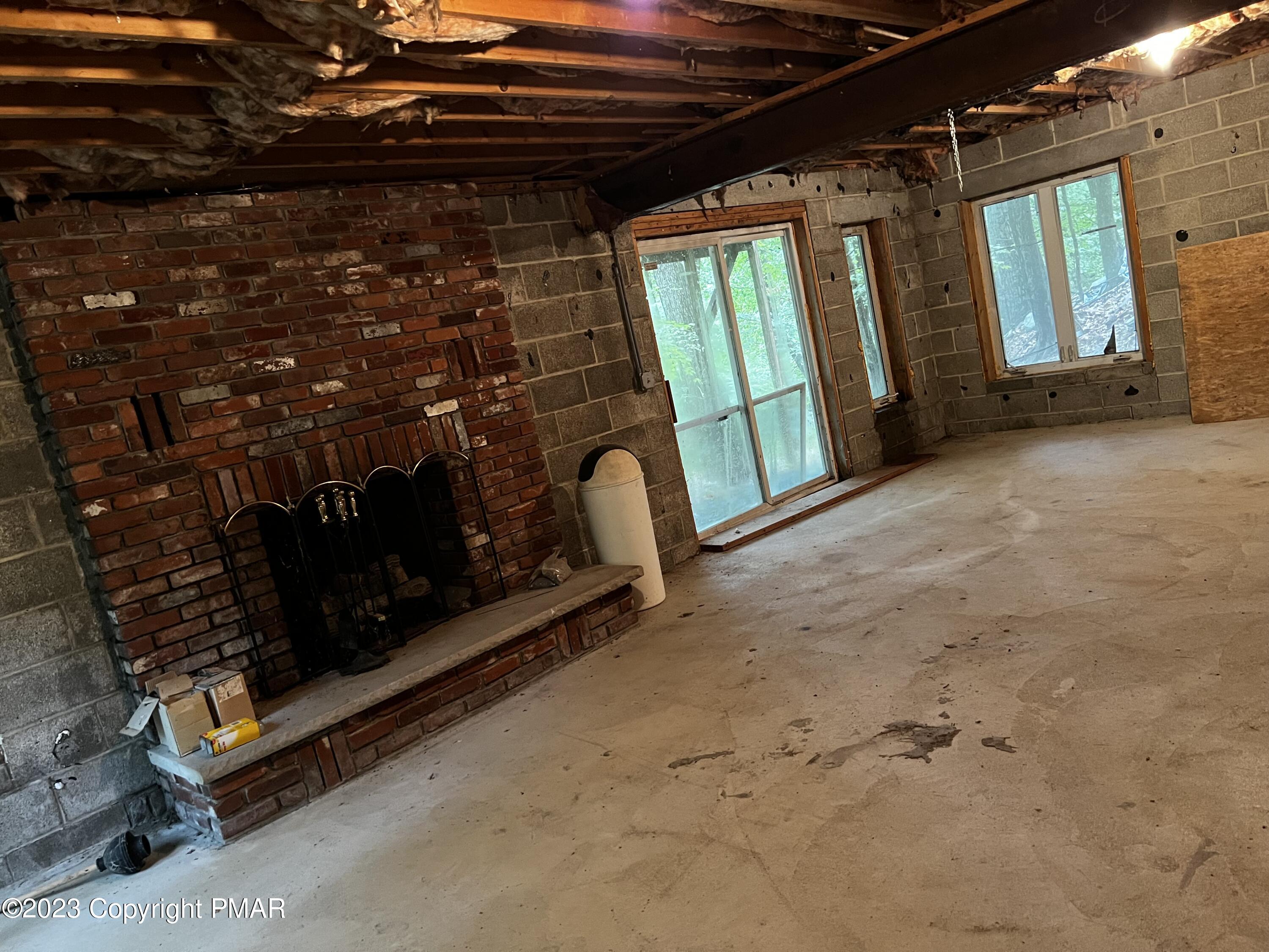 5058 E Woodbridge Drive