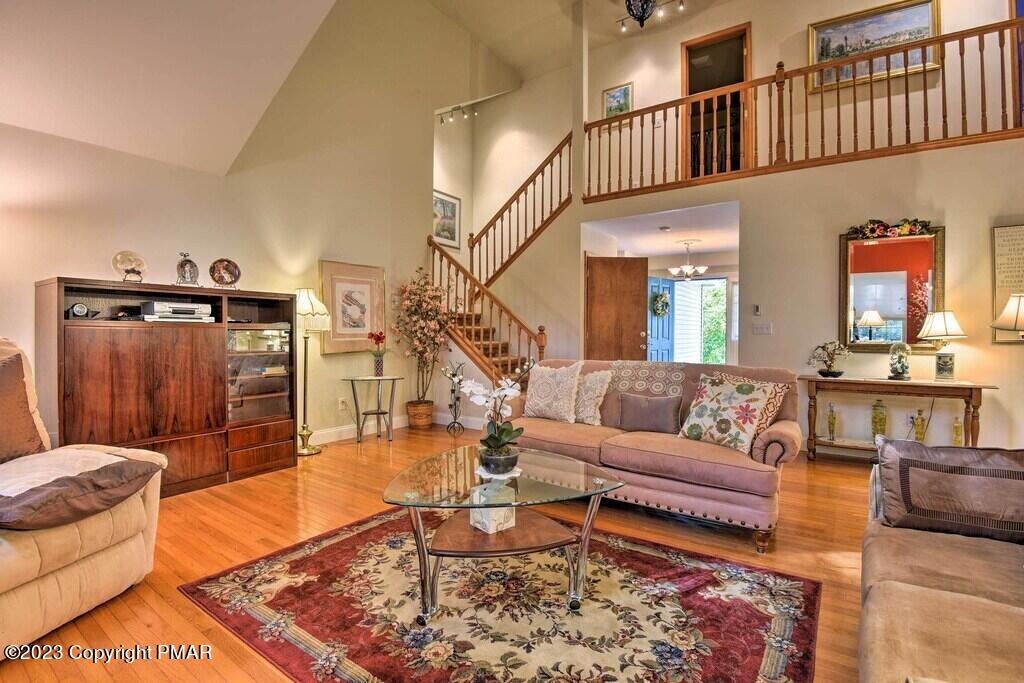 105 Alford Court