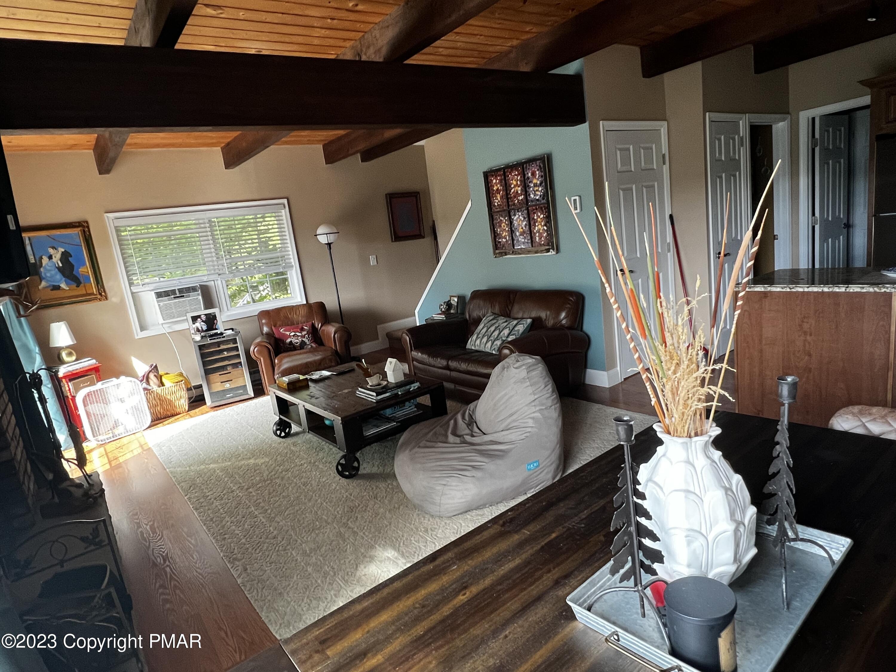 613 Clubhouse Drive