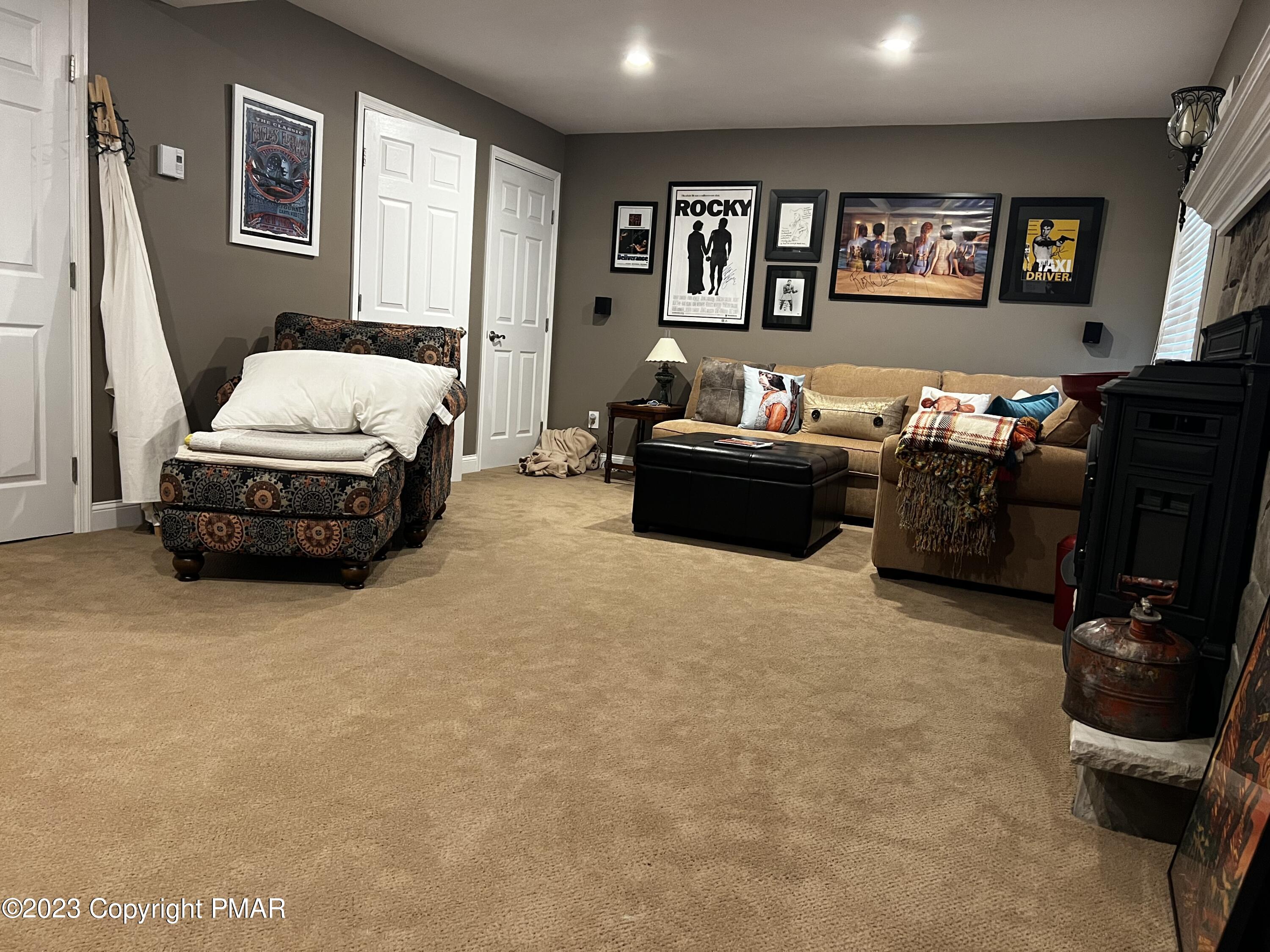 613 Clubhouse Drive