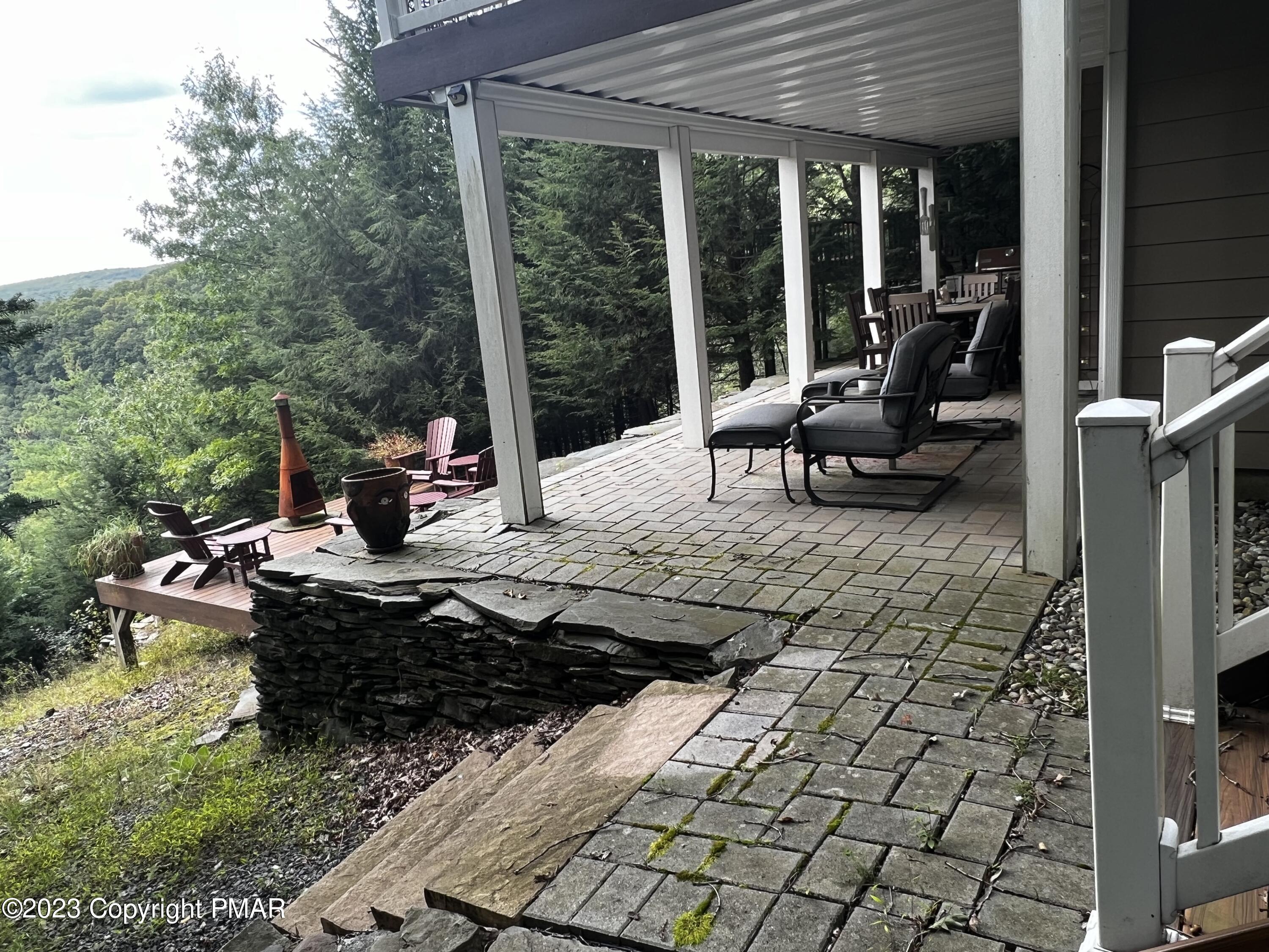 613 Clubhouse Drive