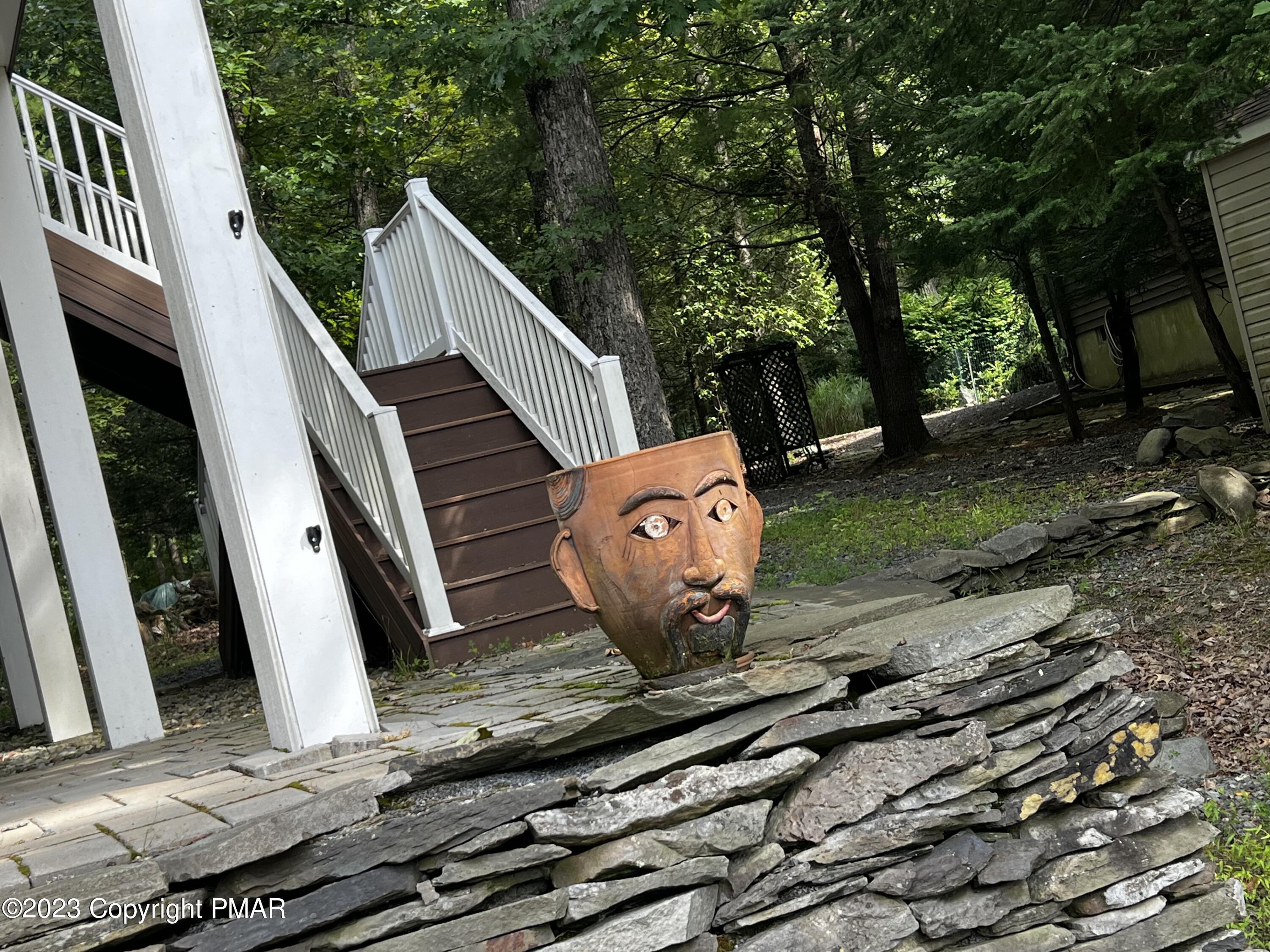 613 Clubhouse Drive