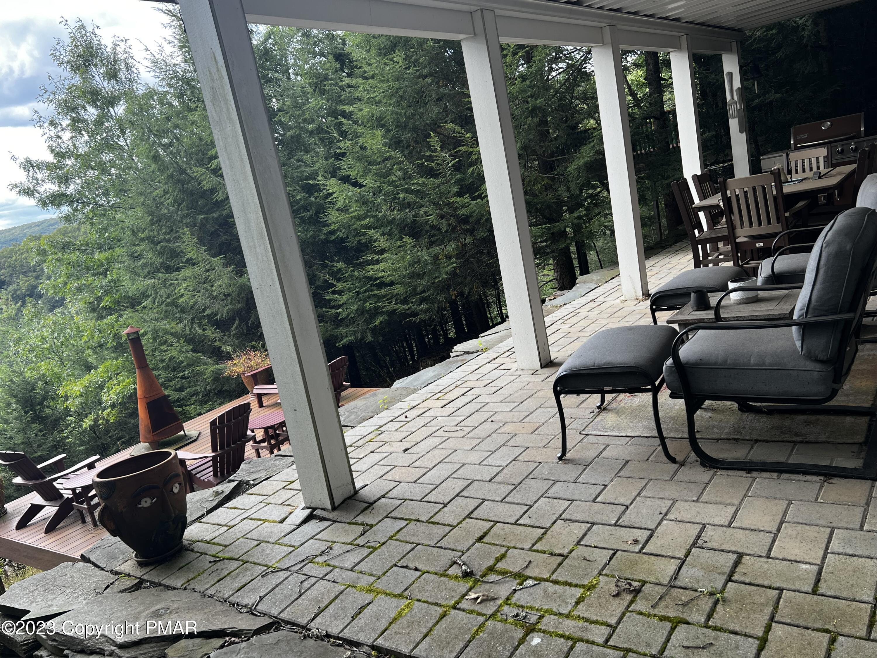 613 Clubhouse Drive
