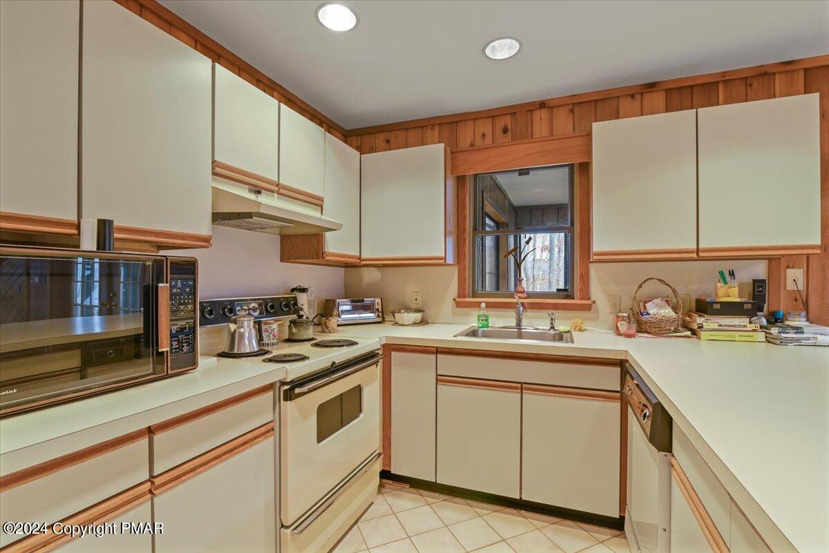 2130 Southport Drive