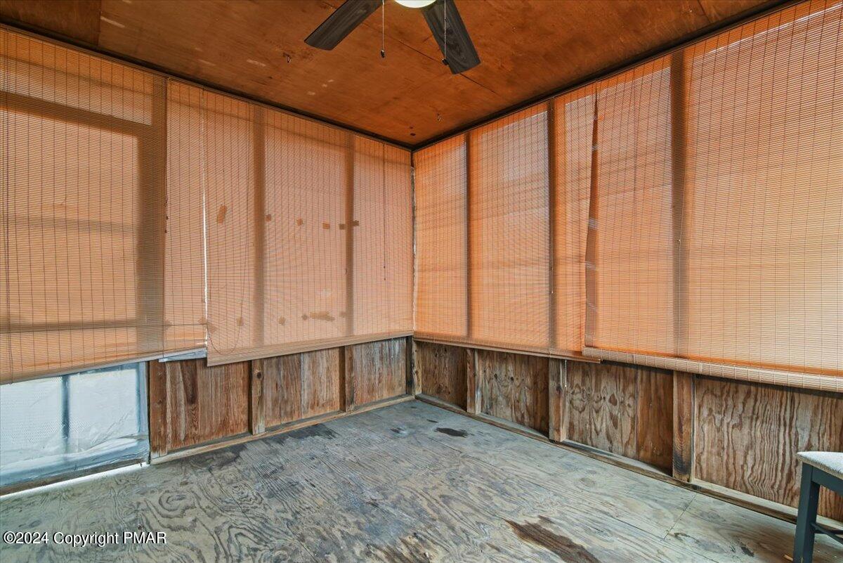 1135 Lancaster Drive