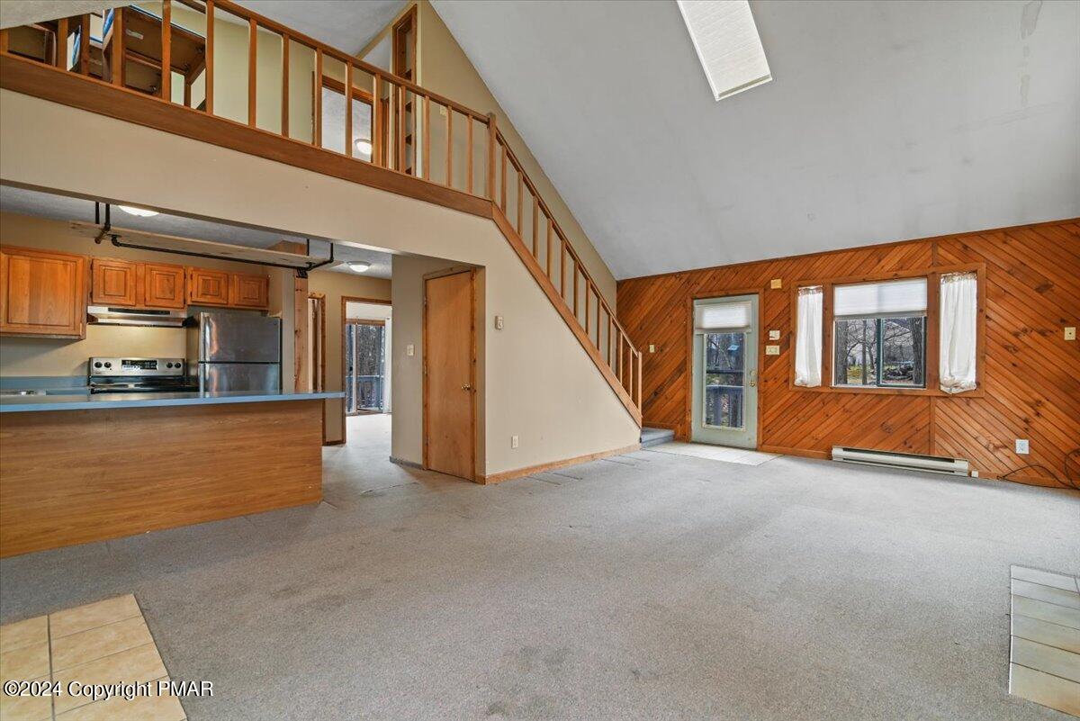 1135 Lancaster Drive