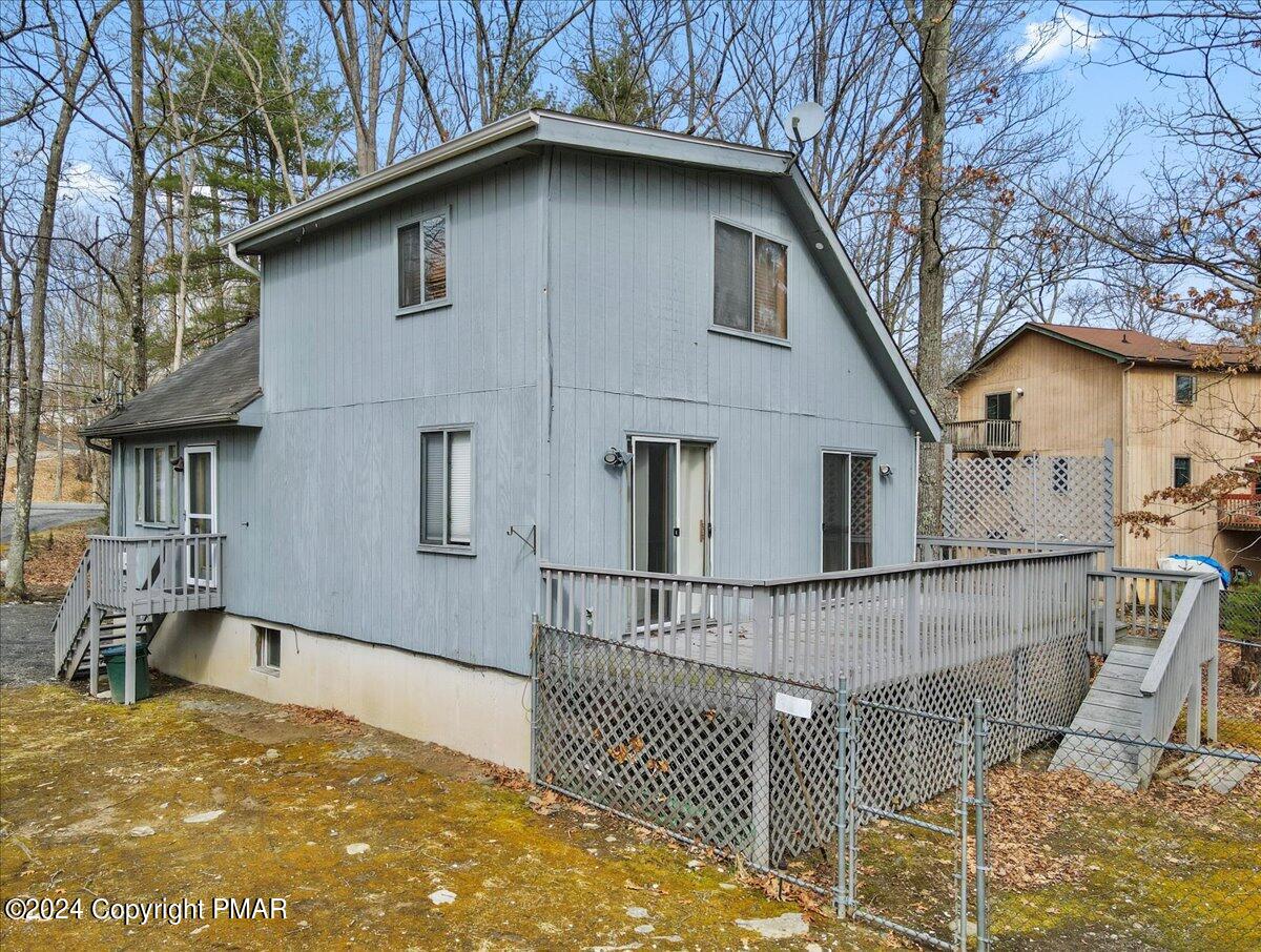 1135 Lancaster Drive