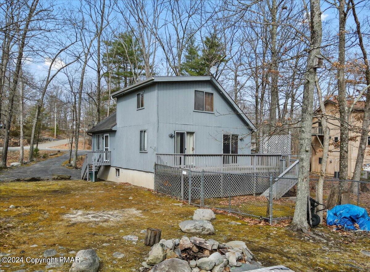 1135 Lancaster Drive