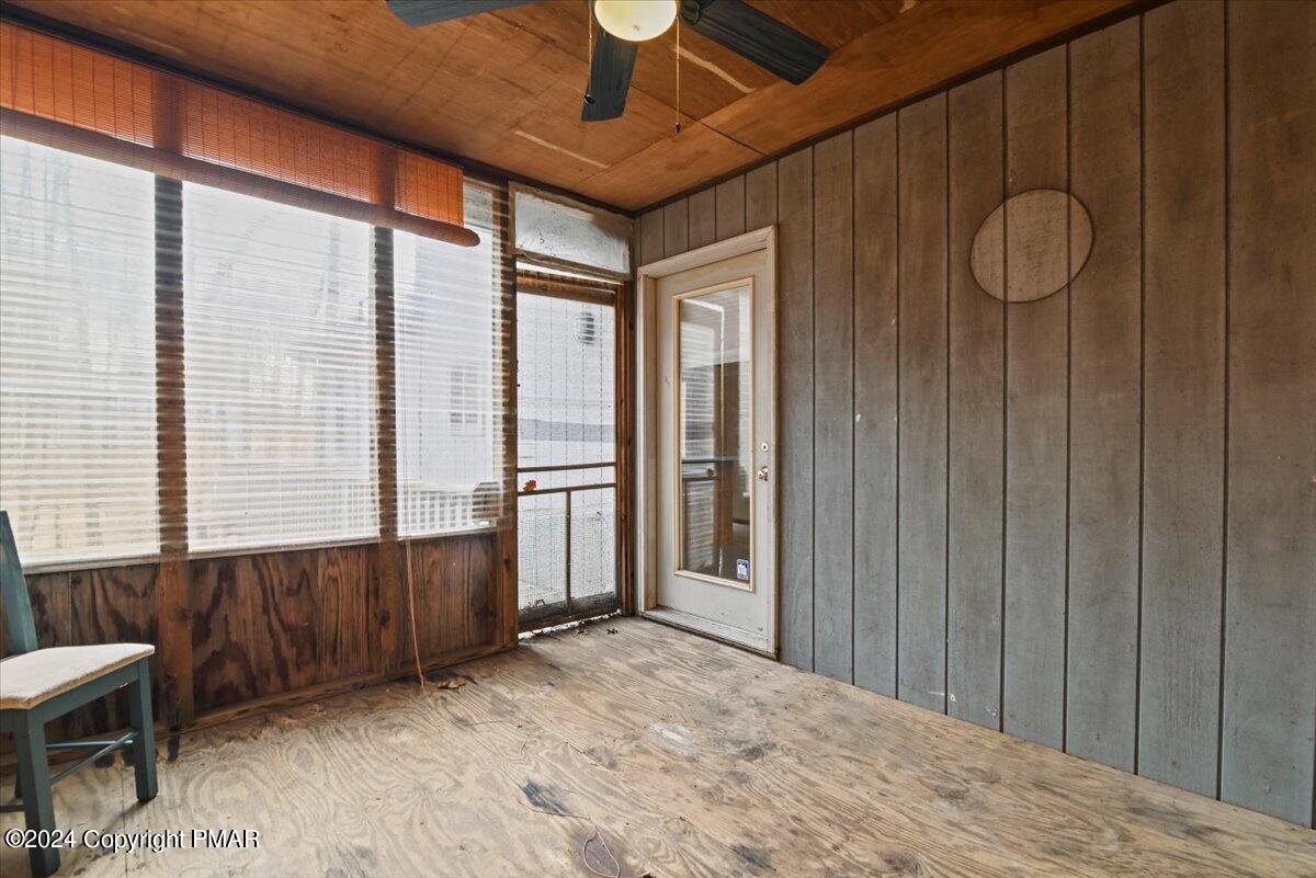 1135 Lancaster Drive