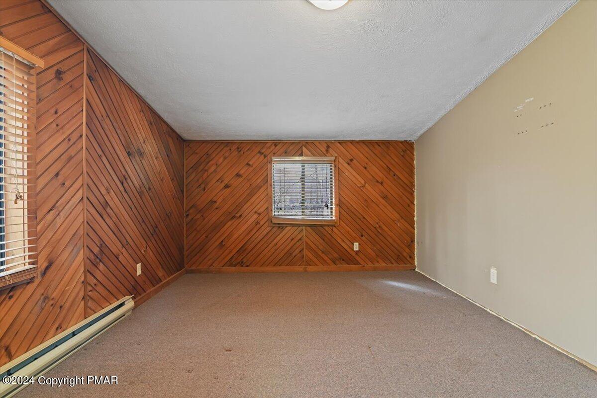 1135 Lancaster Drive