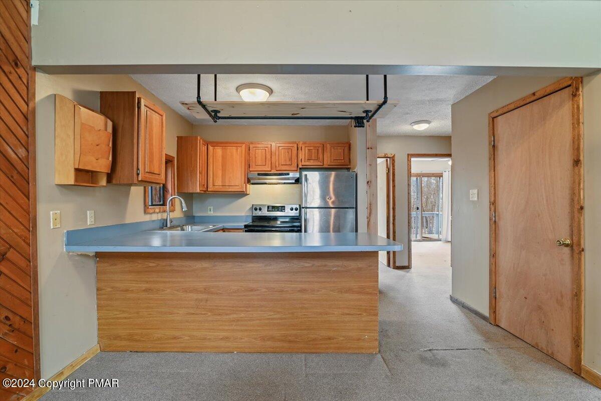 1135 Lancaster Drive