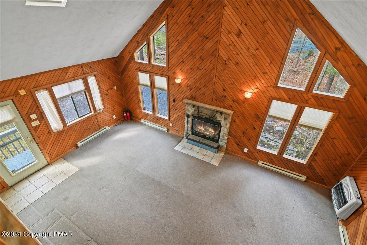 1135 Lancaster Drive