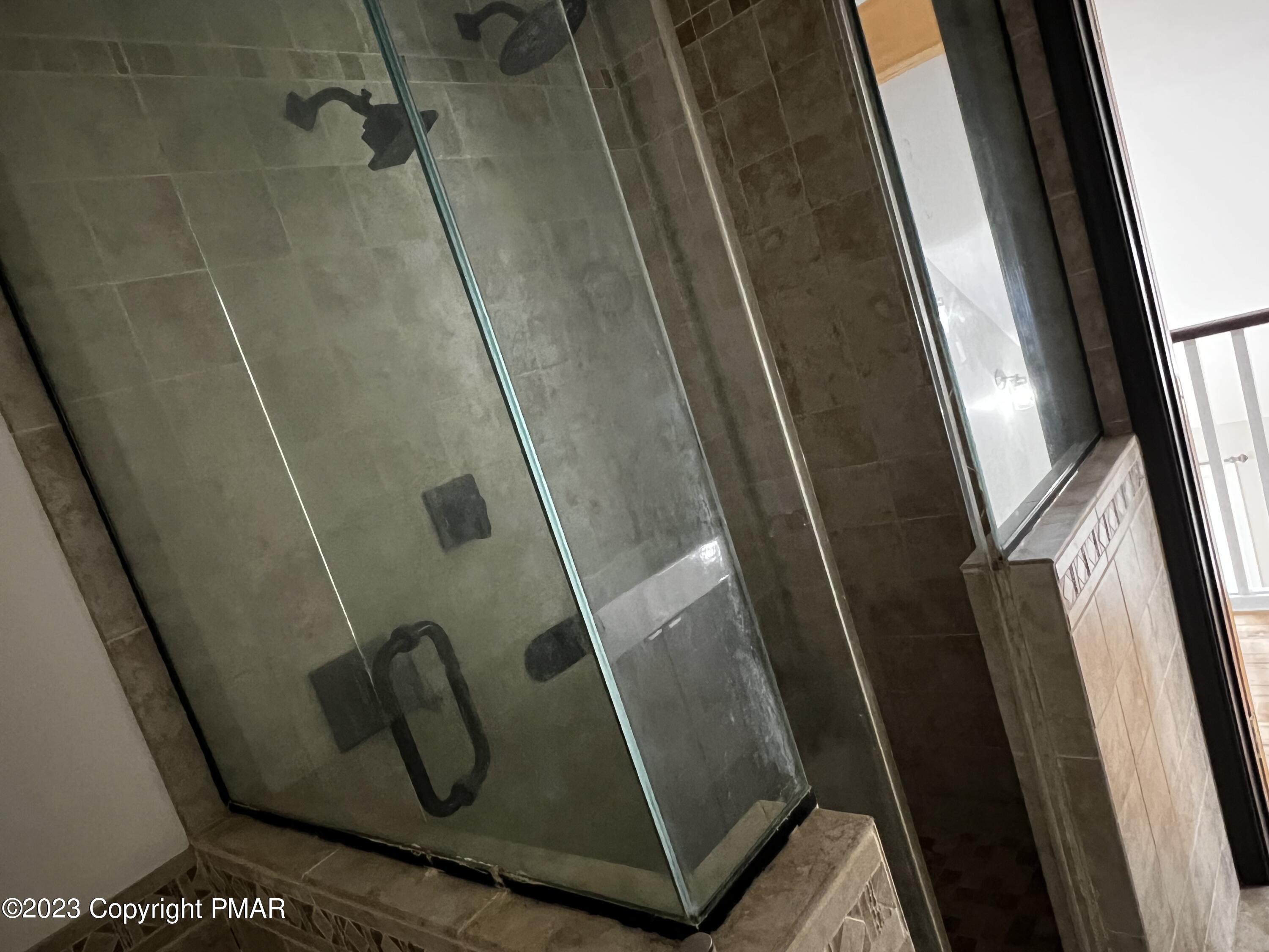 186 S Pinewood Drive