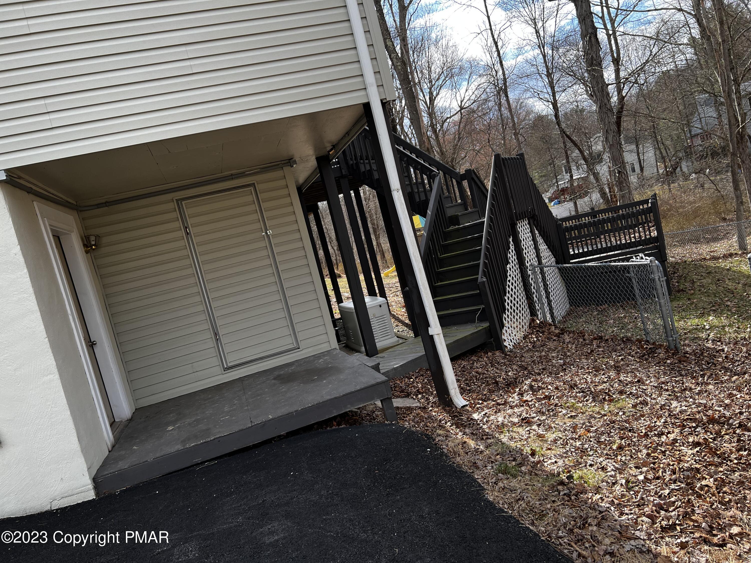 186 S Pinewood Drive