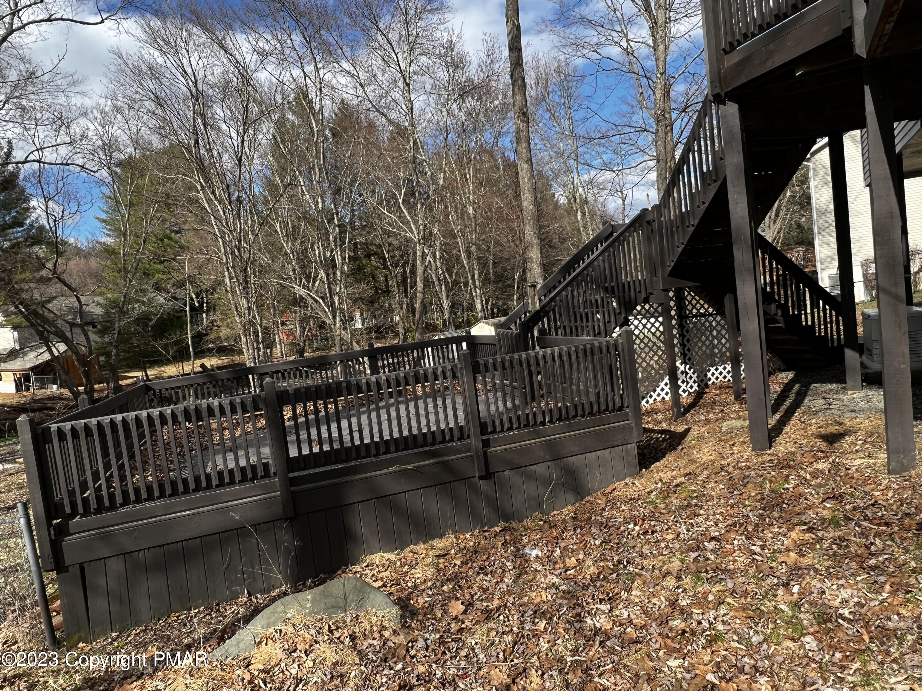 186 S Pinewood Drive