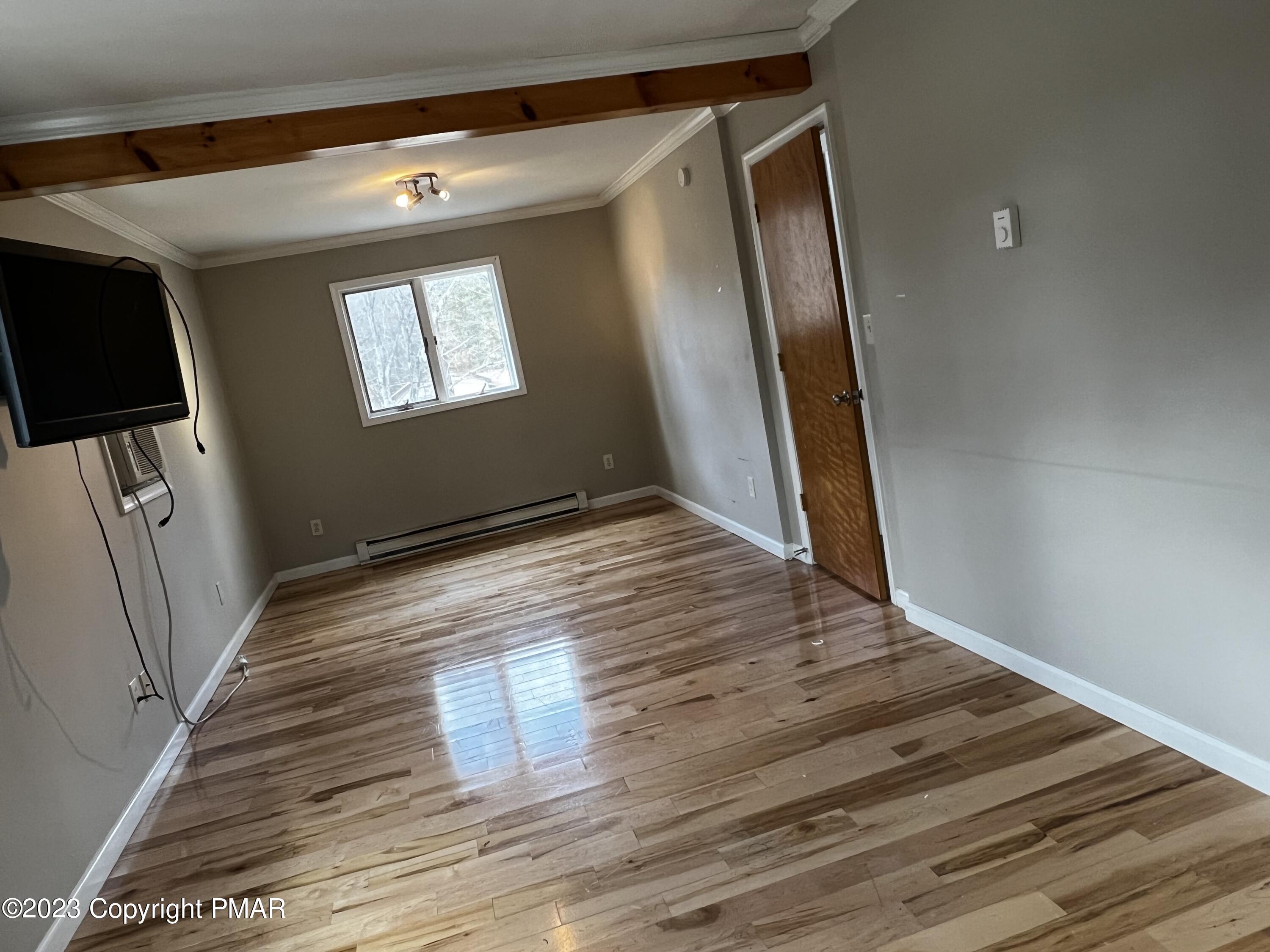 186 S Pinewood Drive