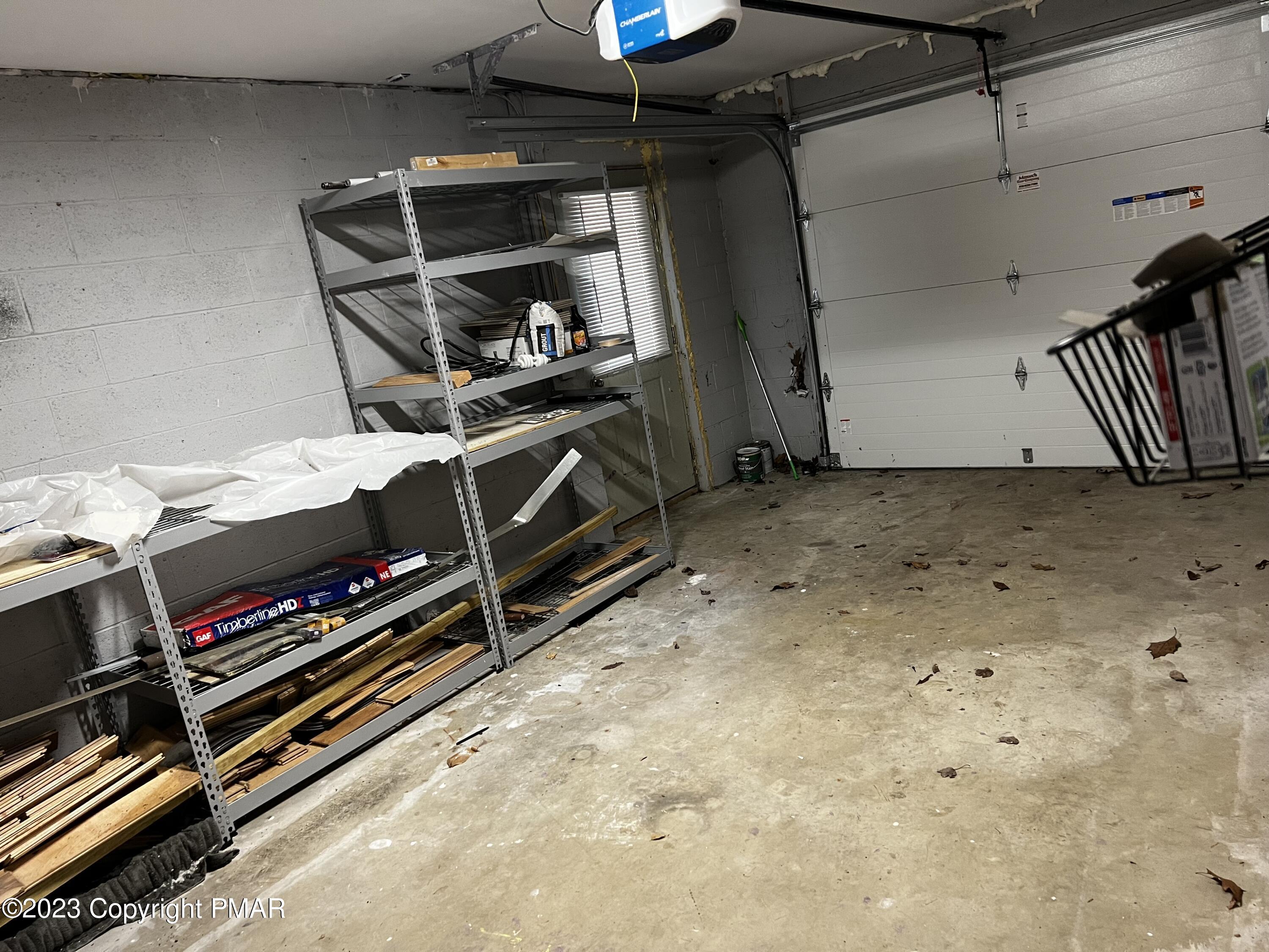 186 S Pinewood Drive