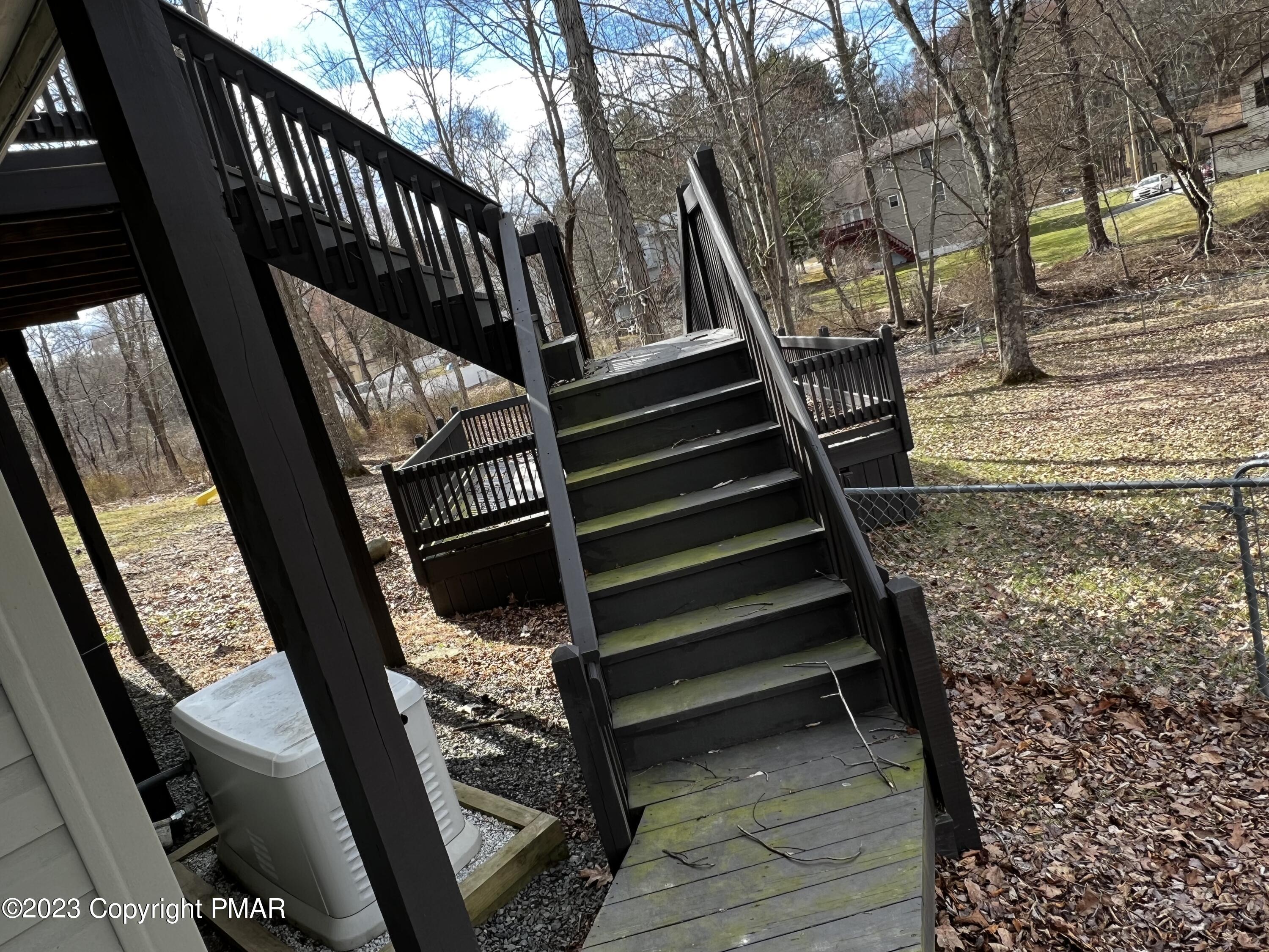 186 S Pinewood Drive