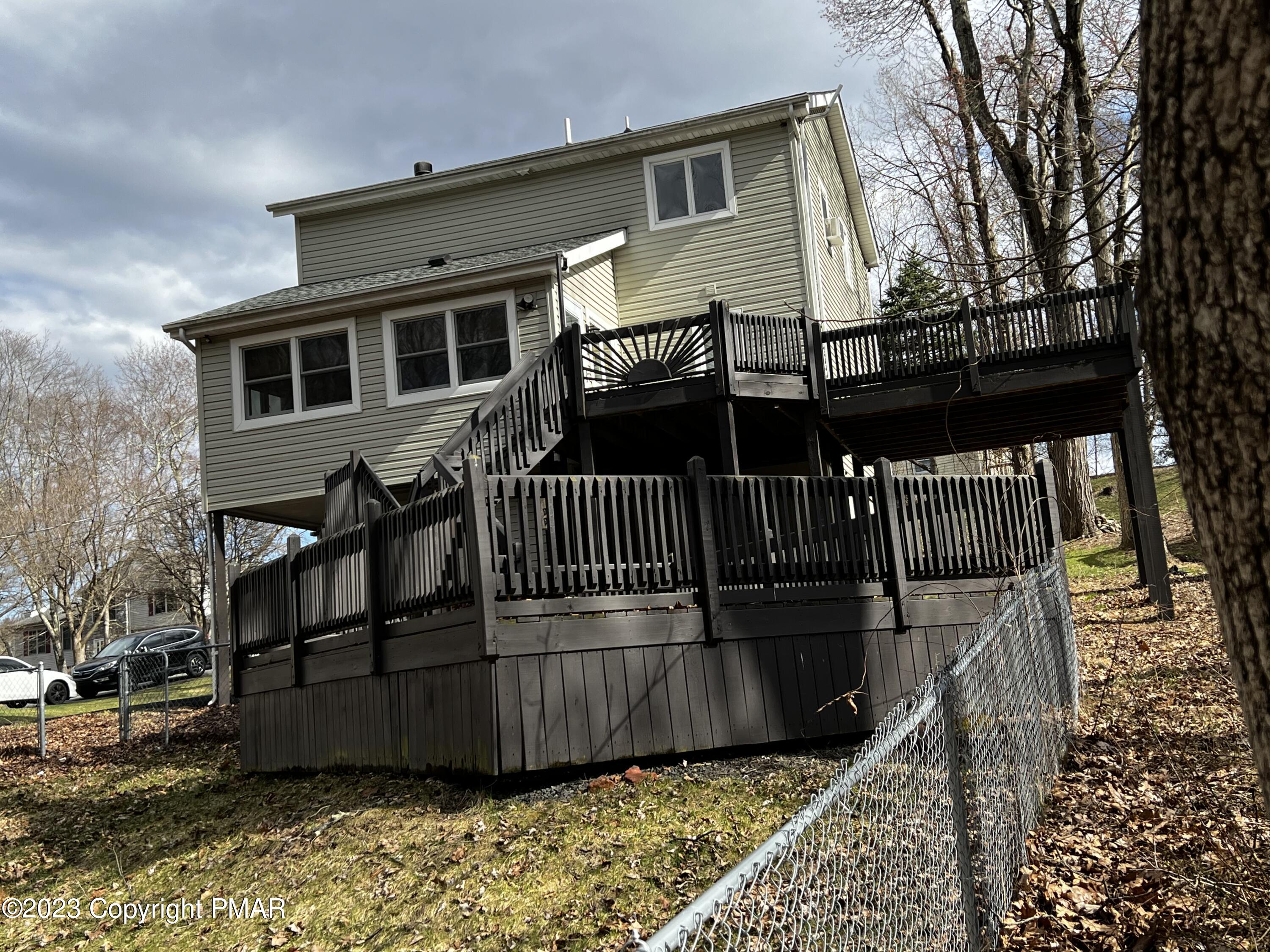 186 S Pinewood Drive