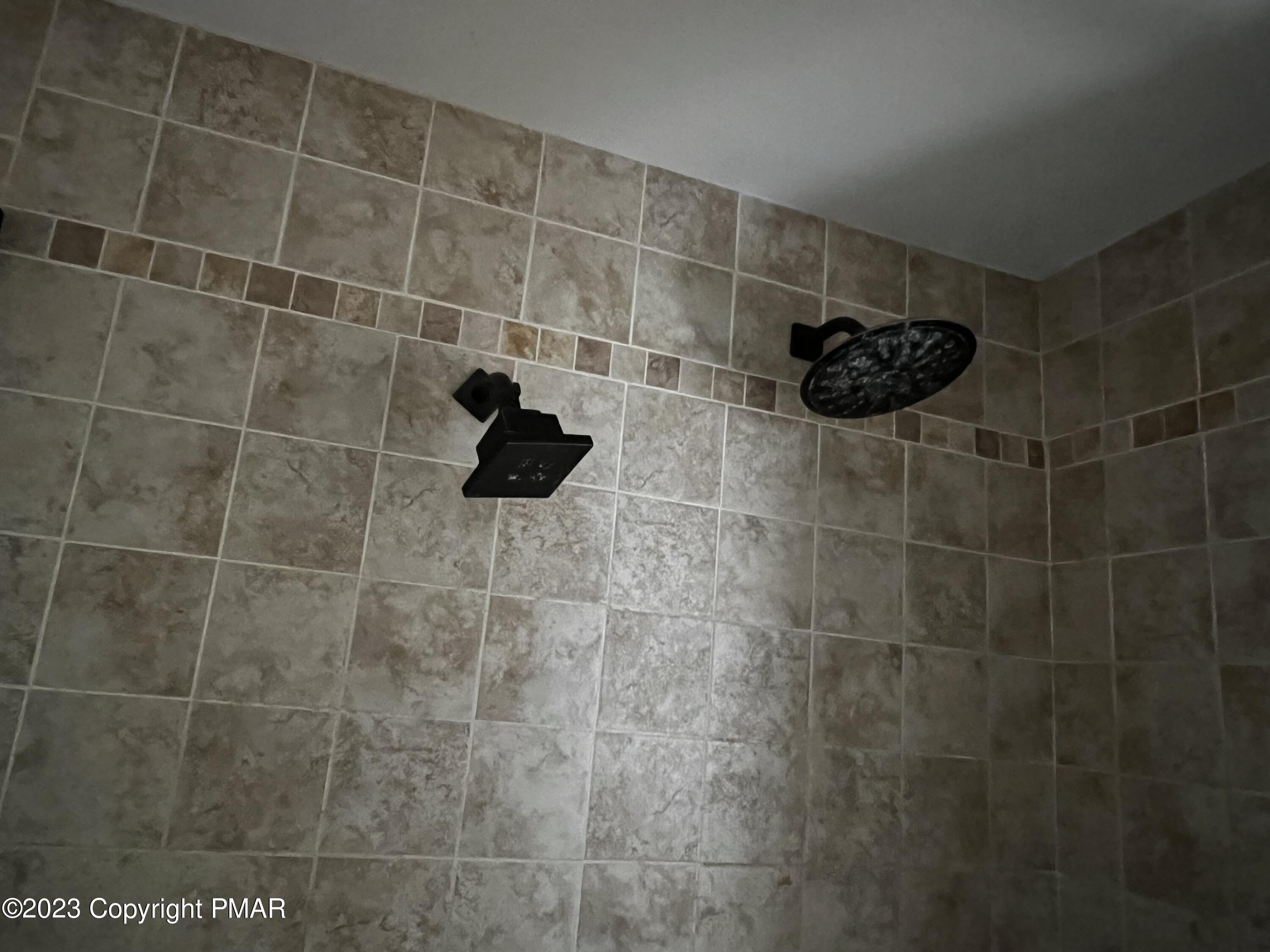 186 S Pinewood Drive