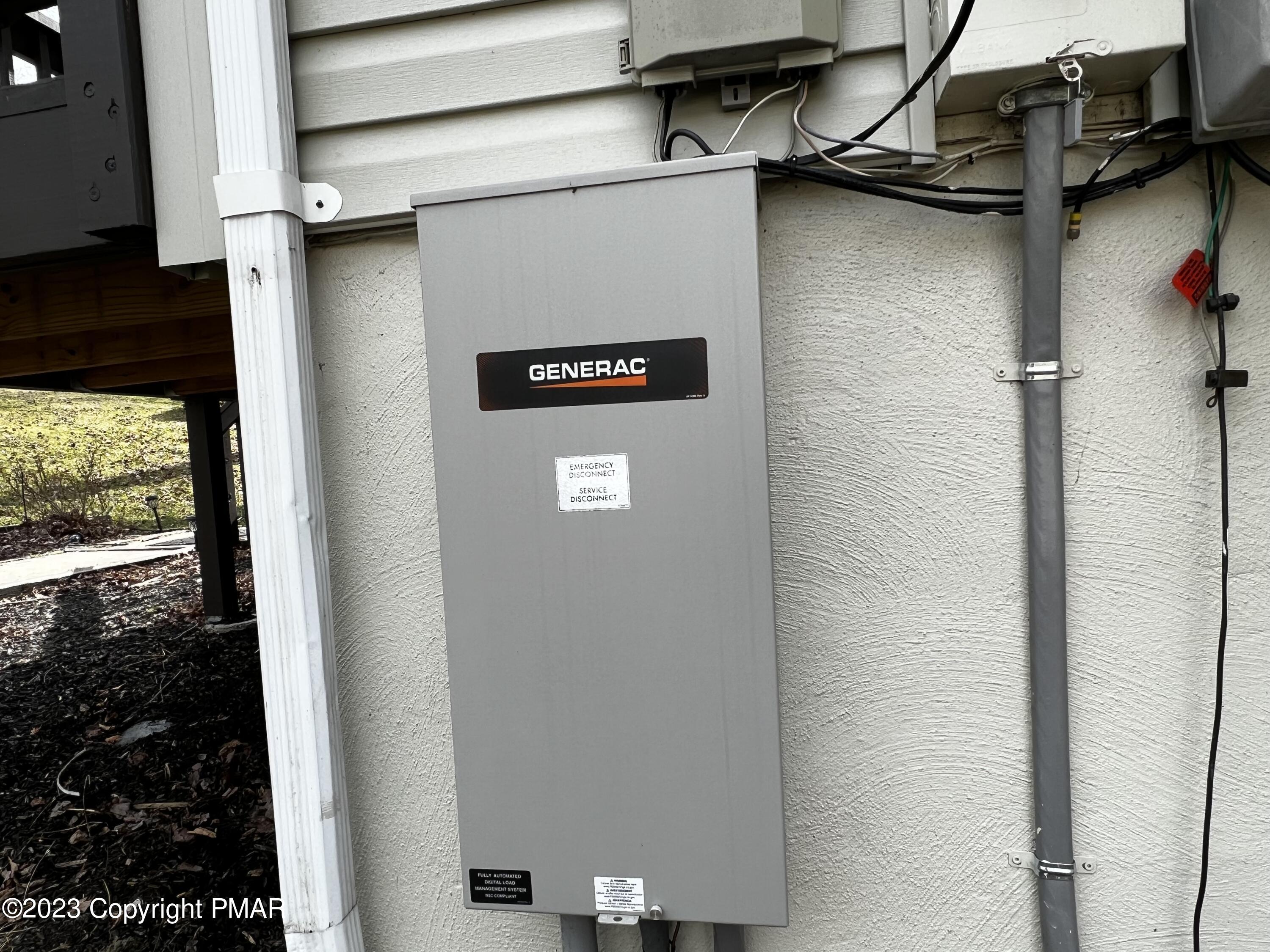 186 S Pinewood Drive