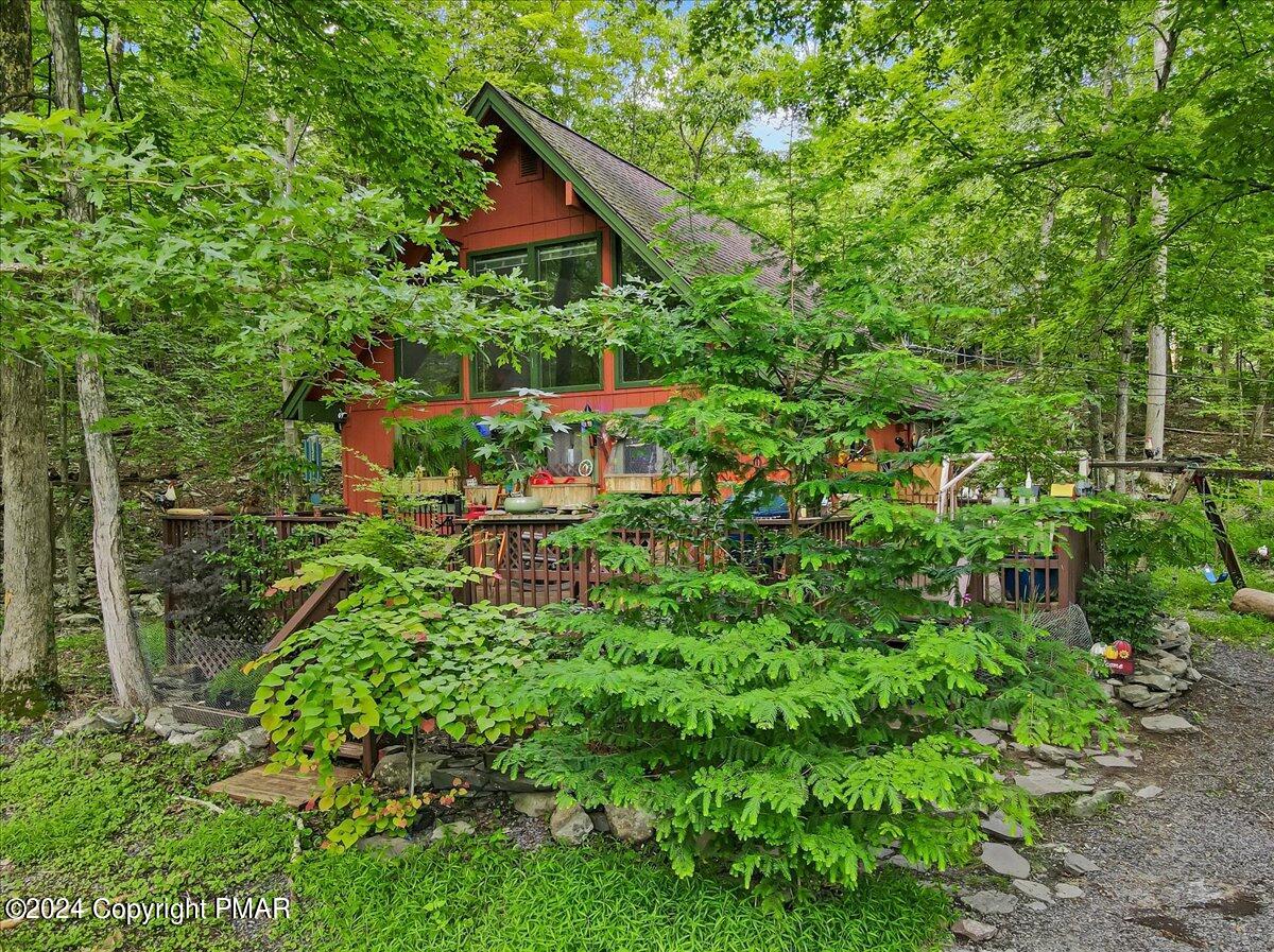 112 Essex Court