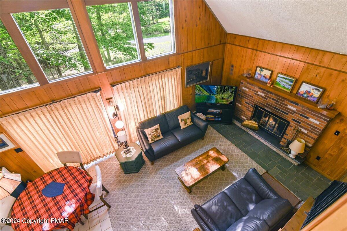 7126 W Woodbridge Drive