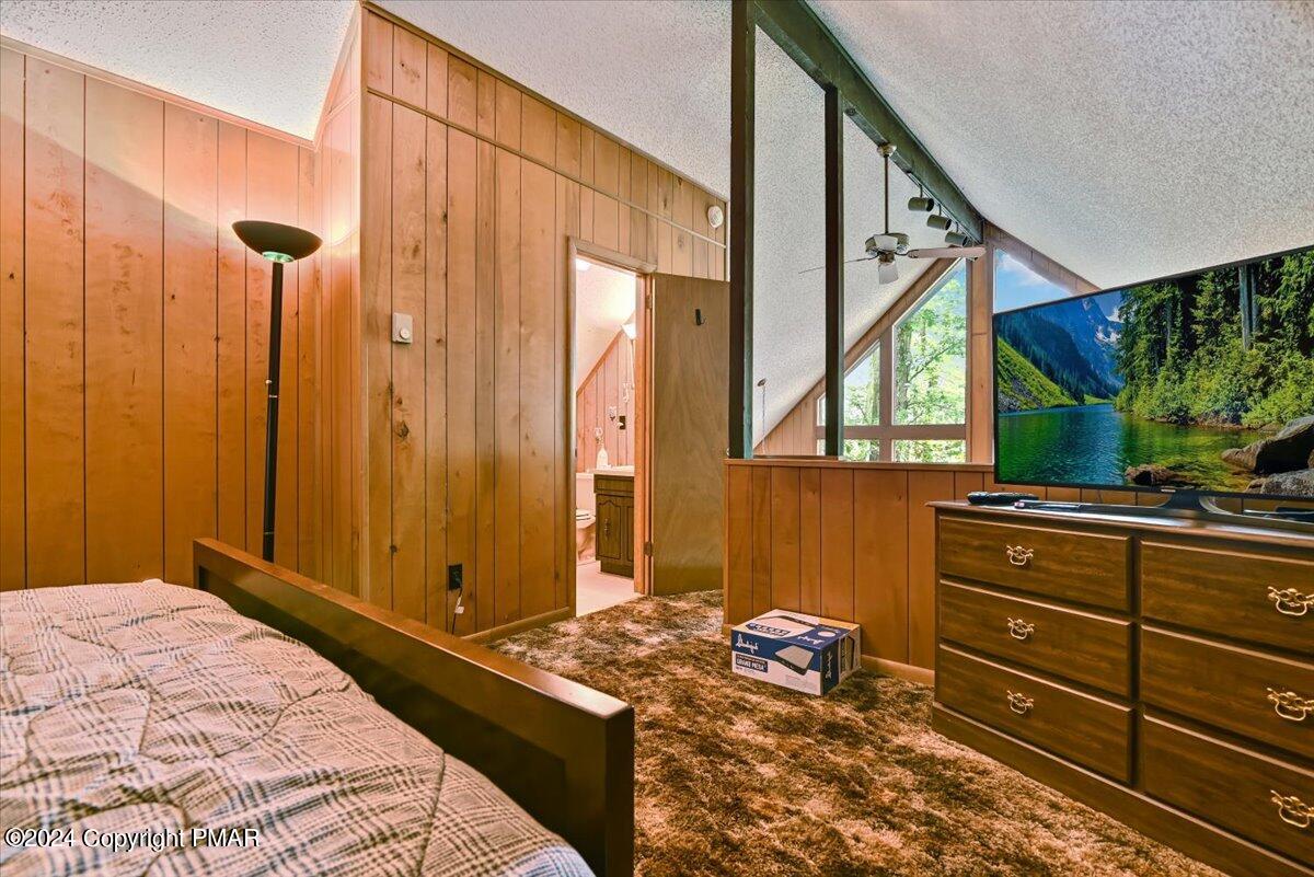 7126 W Woodbridge Drive