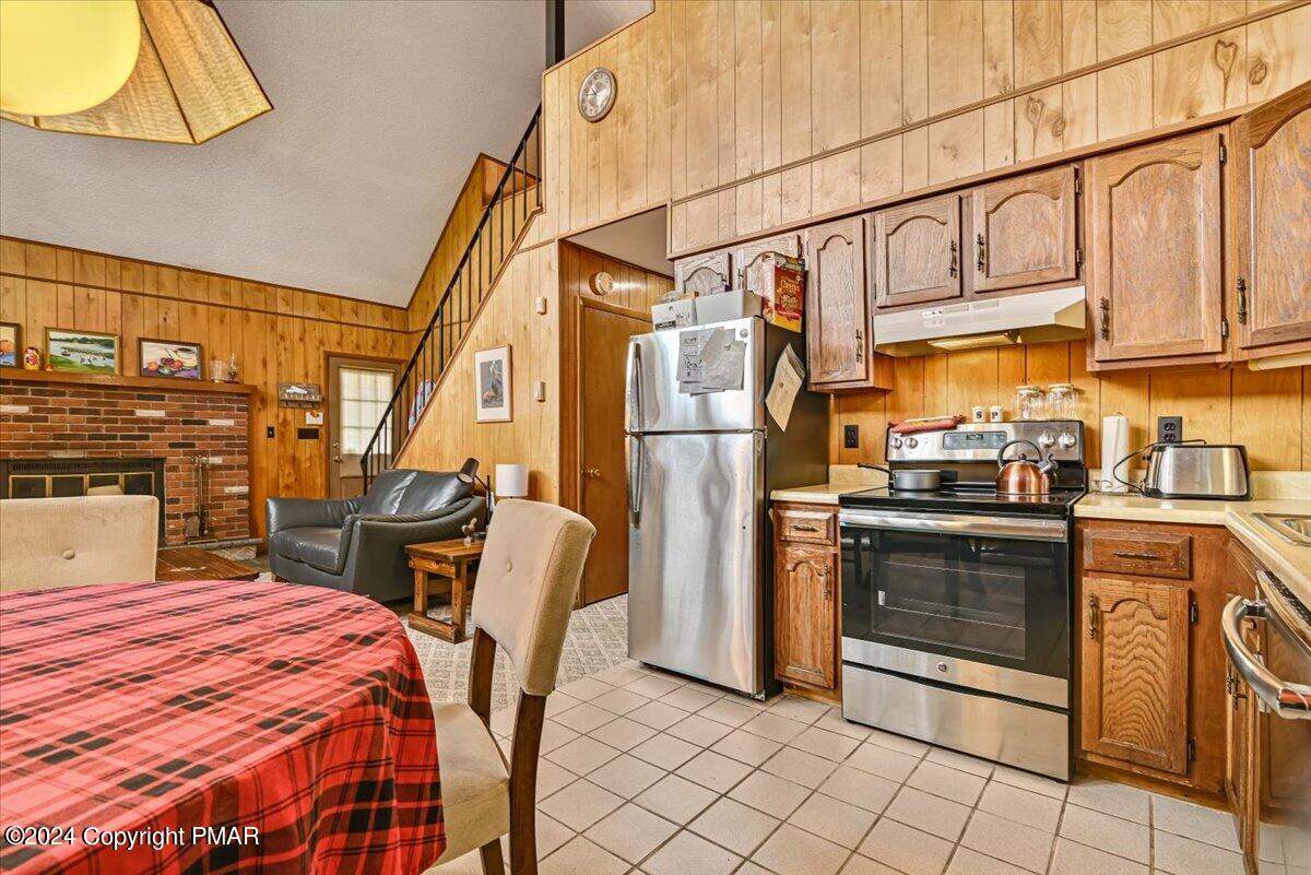 7126 W Woodbridge Drive