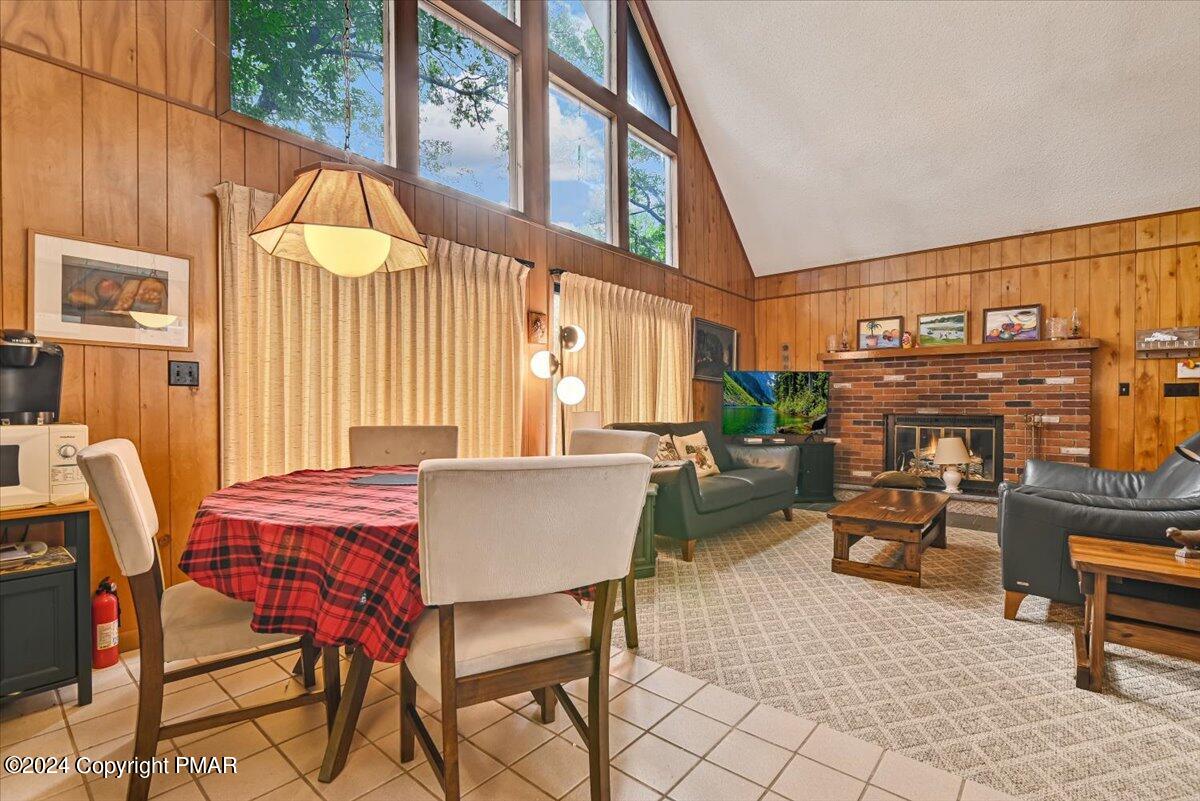 7126 W Woodbridge Drive