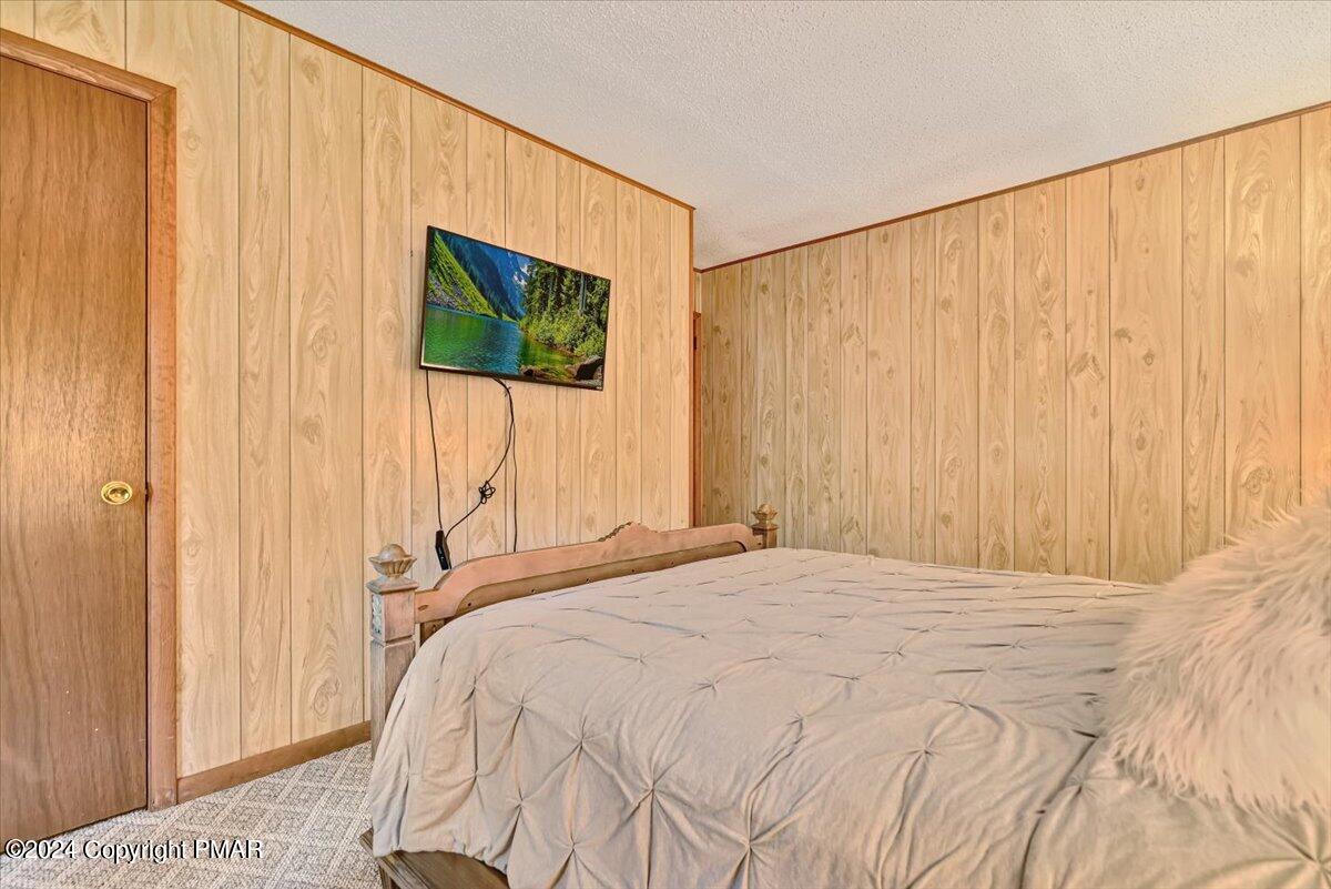 7126 W Woodbridge Drive