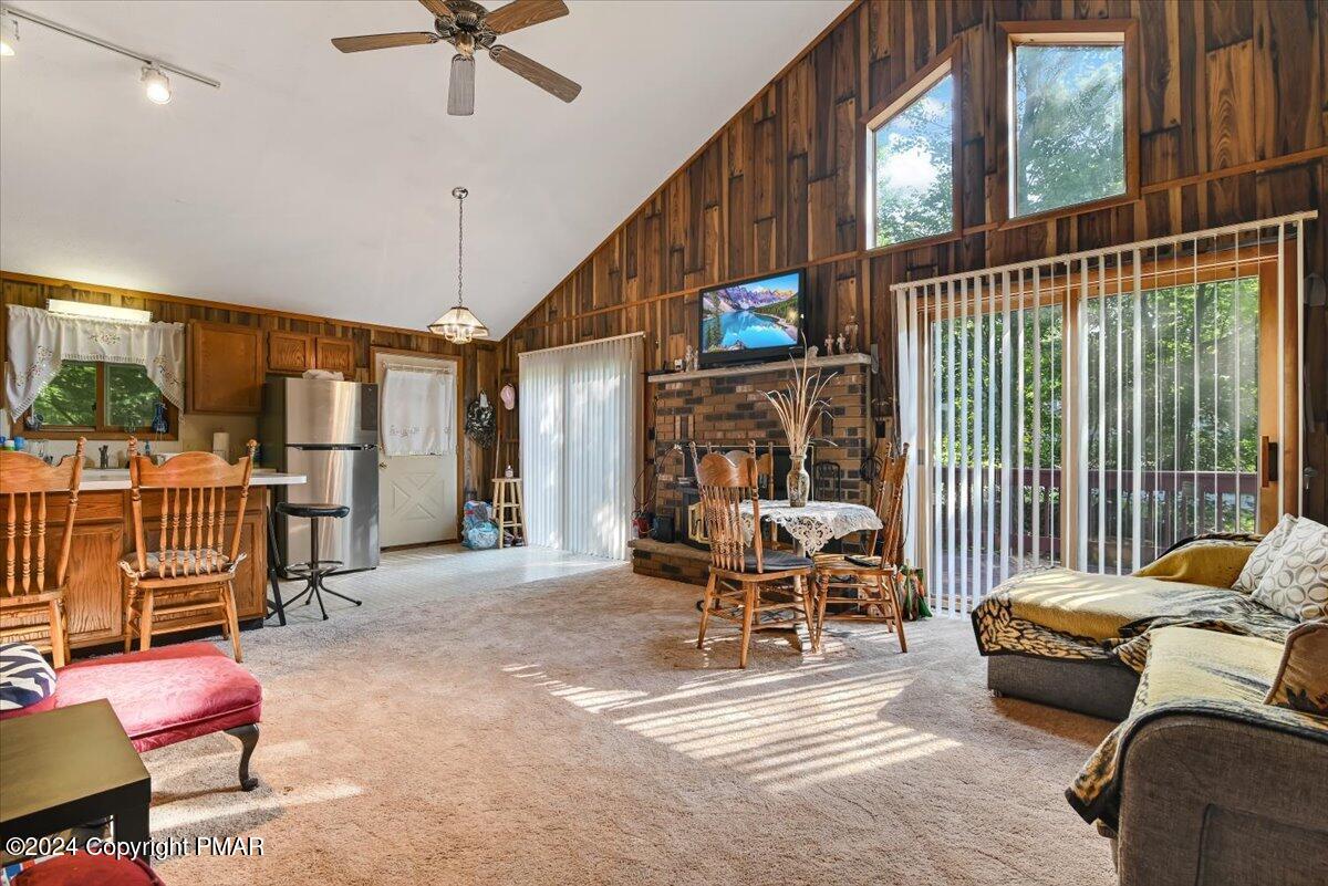 1019 Lancaster Drive