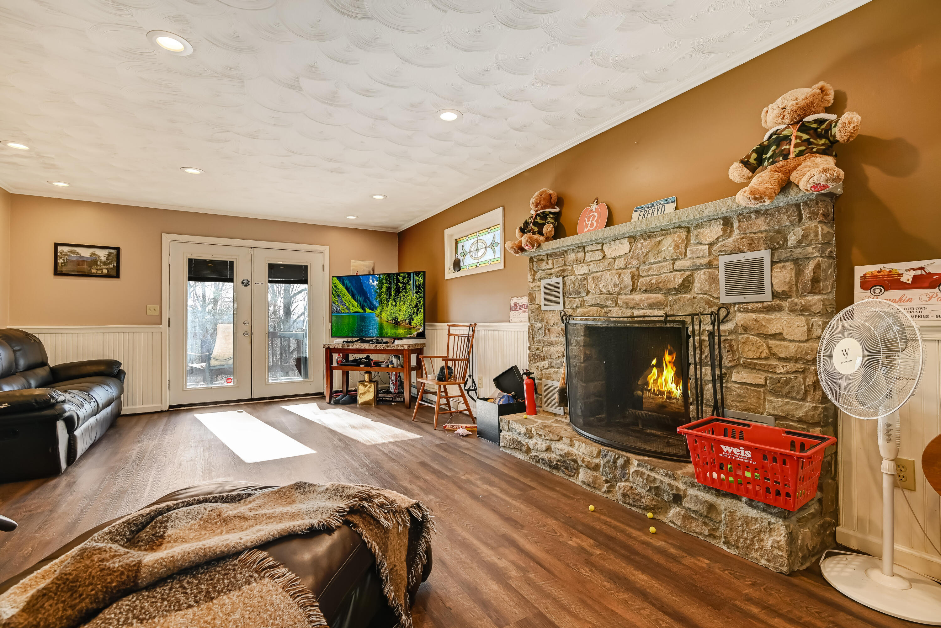 154 Elgin Way