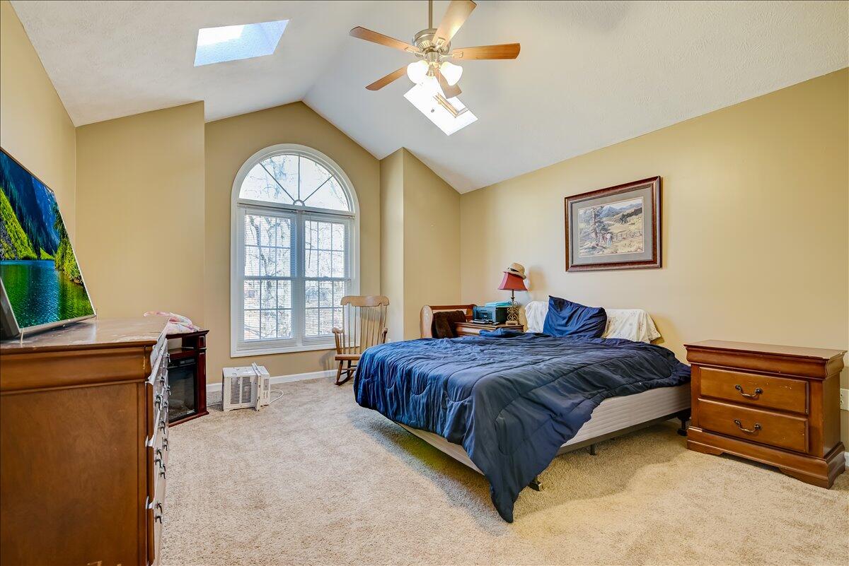 154 Elgin Way
