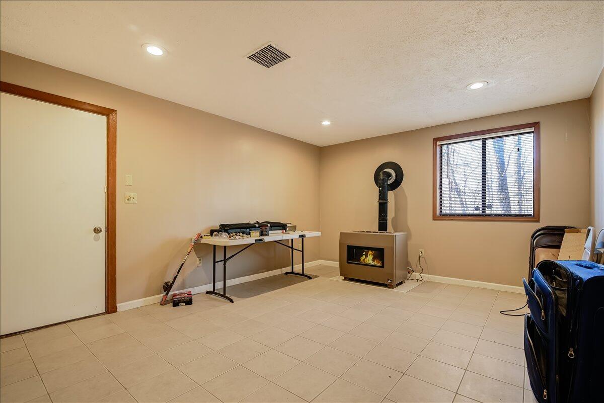 154 Elgin Way